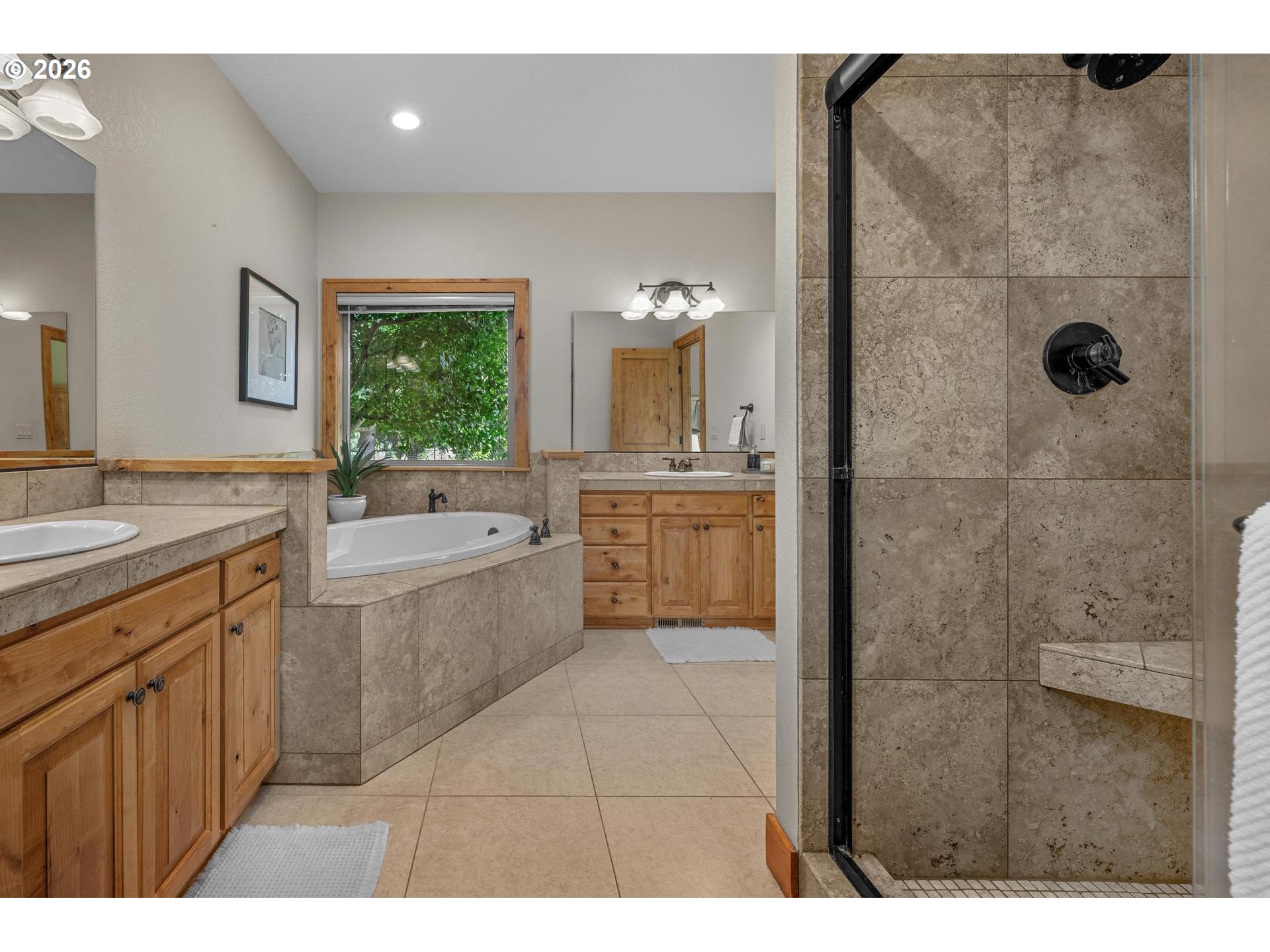 27200 S Barlow Rd Property Photo 14