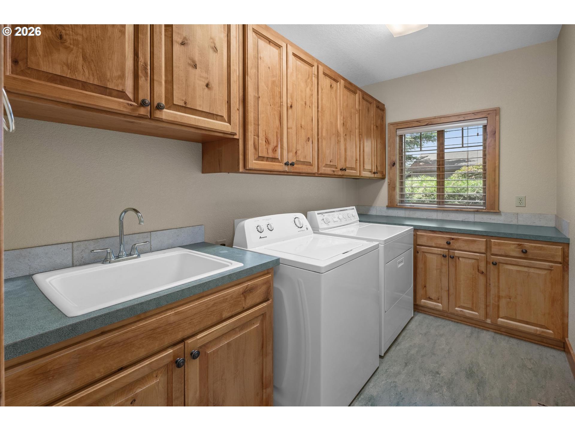 27200 S Barlow Rd Property Photo 22