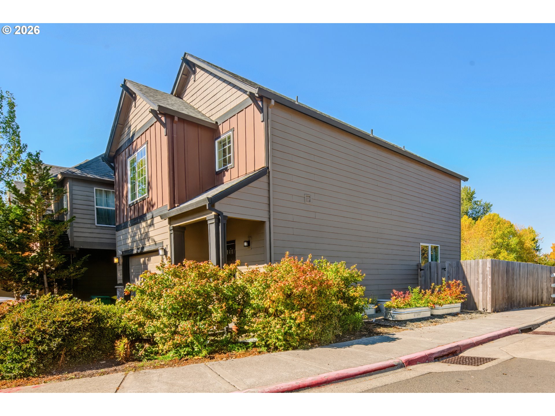 17925 Sw Brisk Ln Property Photo 1