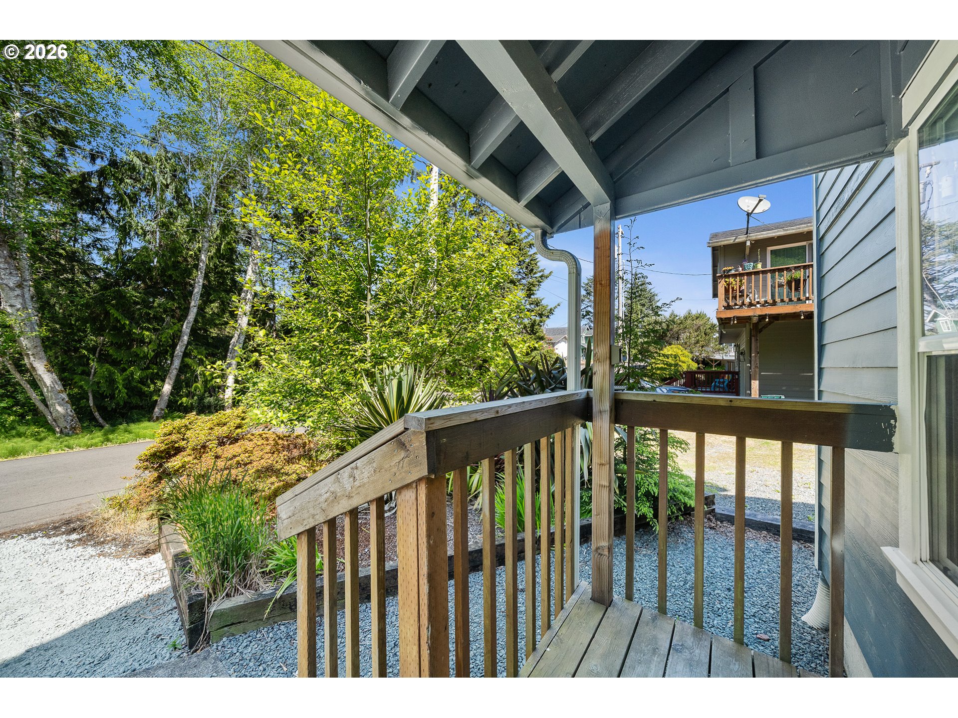 144 S Juniper St Property Photo 4