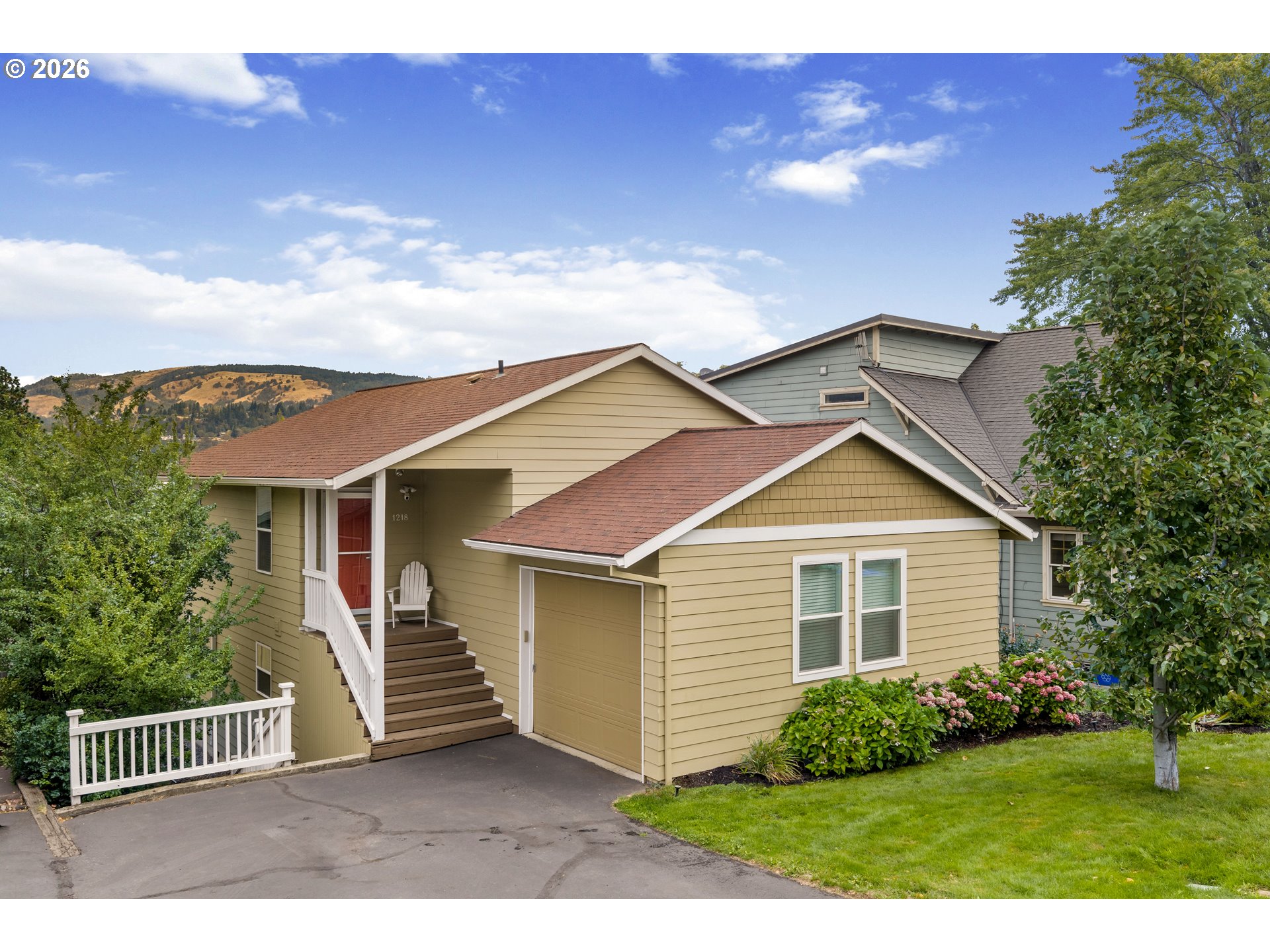 1218 Lincoln St Property Photo 1