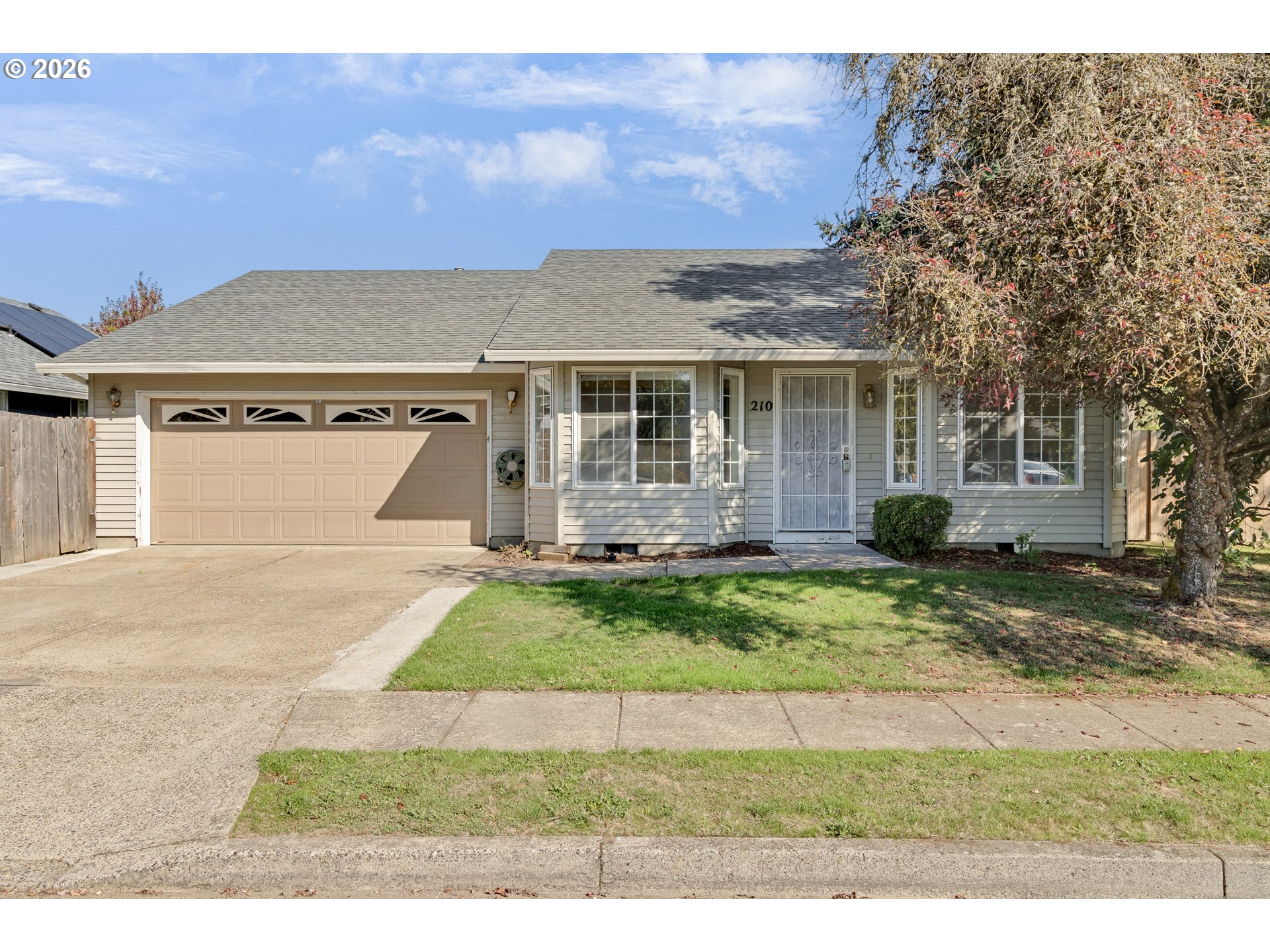 210 S Meredith Dr Property Photo 1