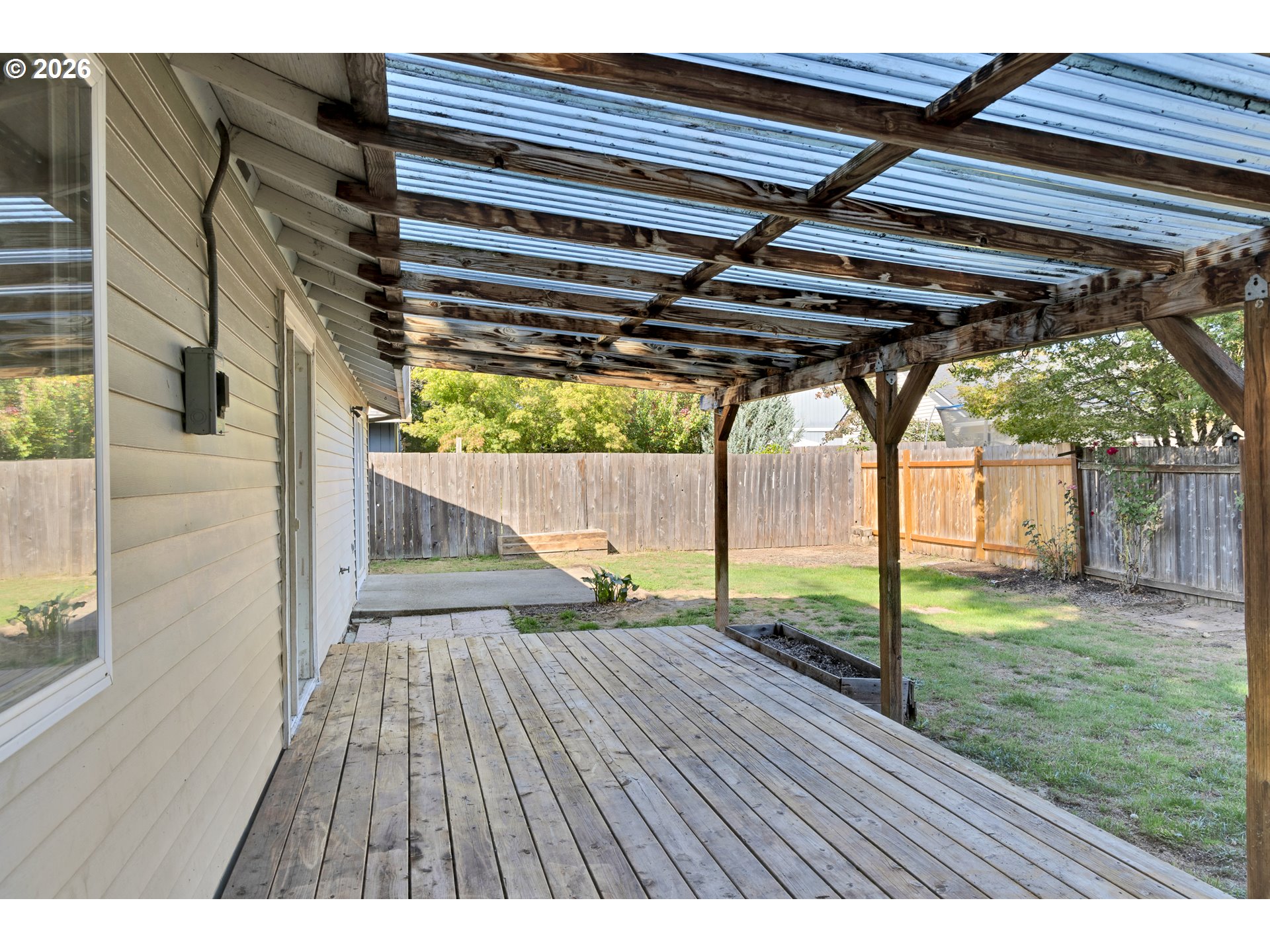 210 S Meredith Dr Property Photo 5