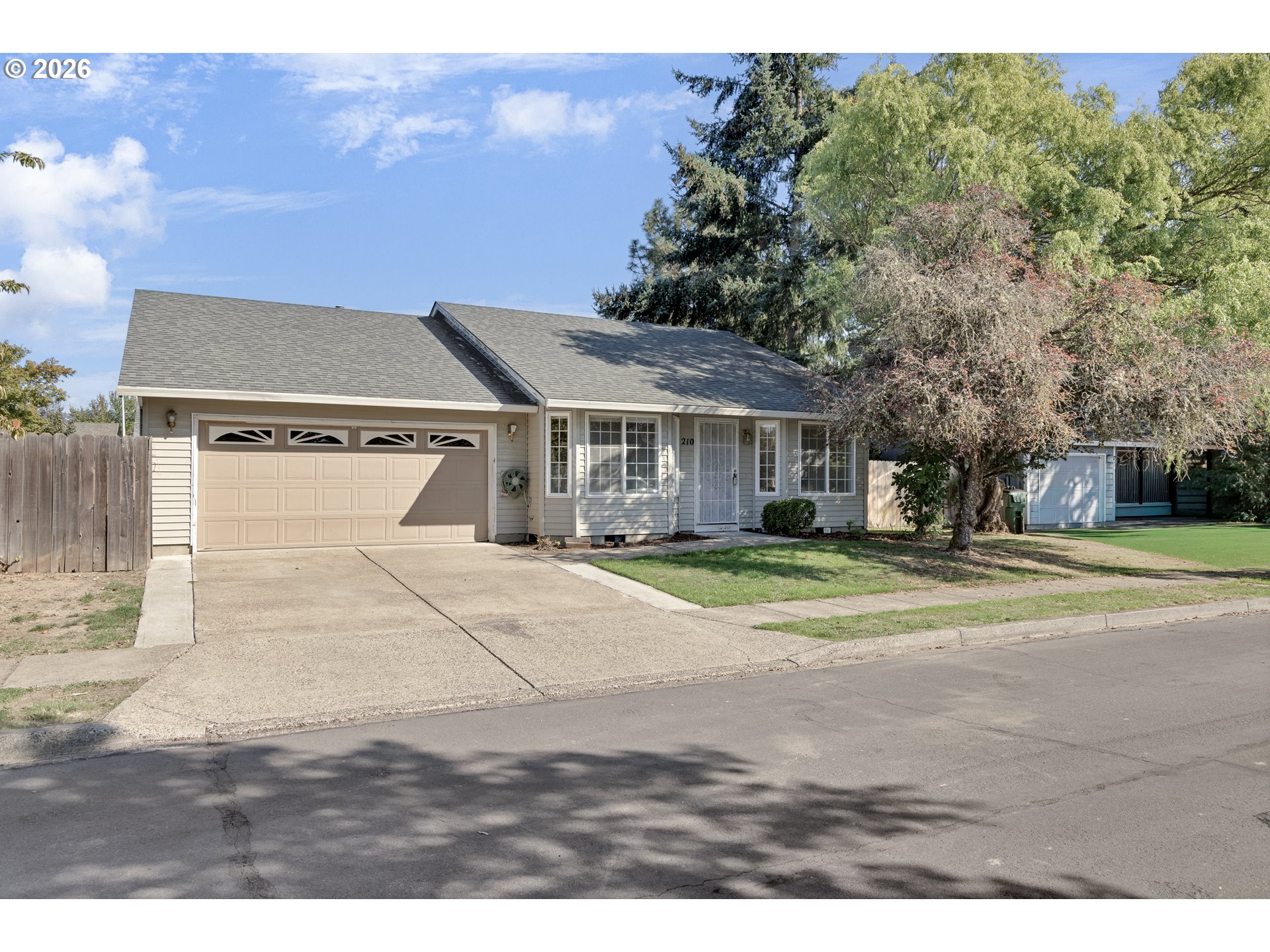 210 S Meredith Dr Property Photo 32
