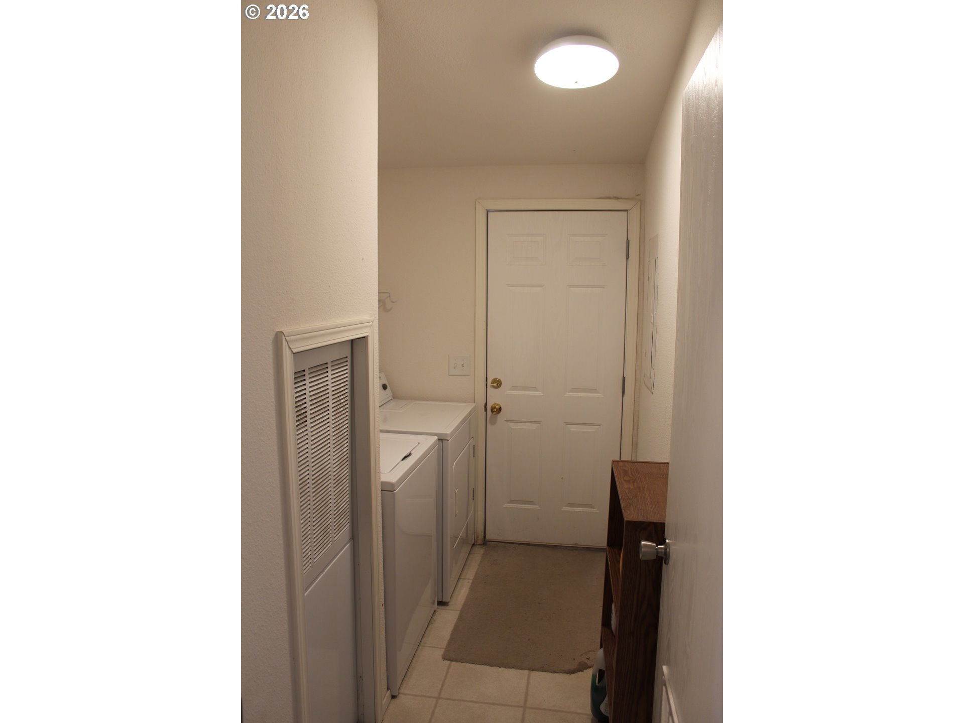 18 S Appleman Rd Property Photo 9