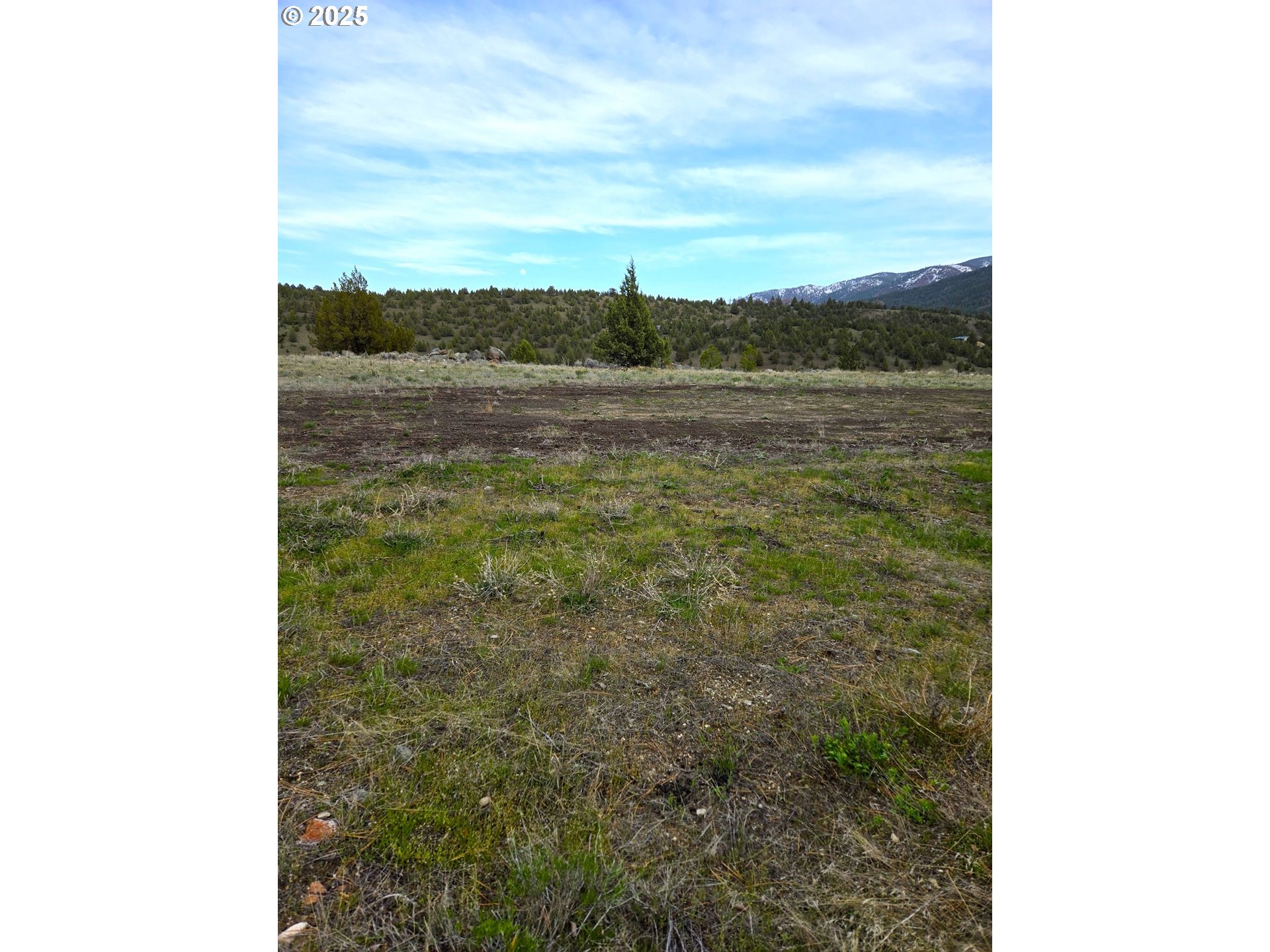 Elkview Dr Property Photo 3