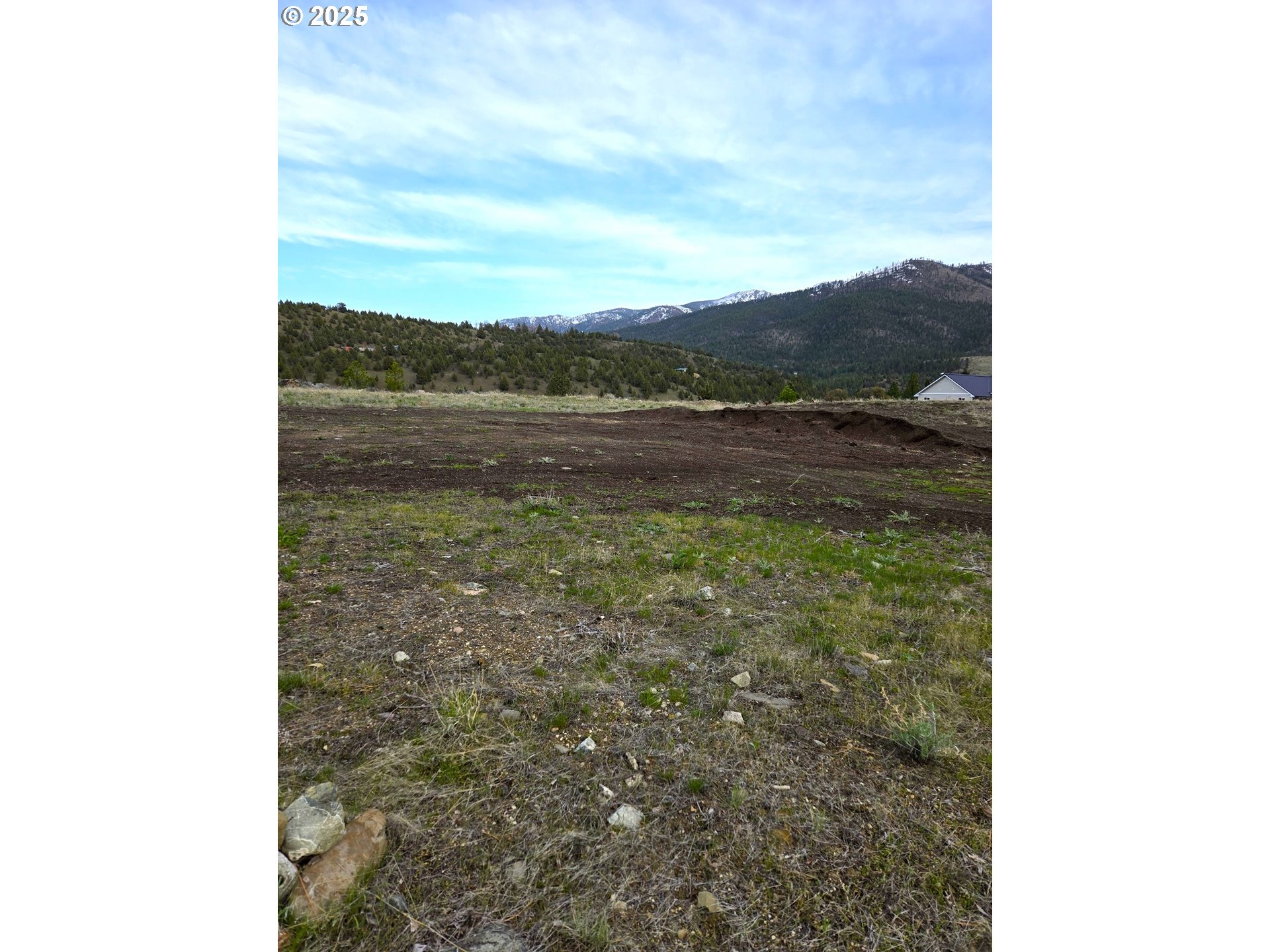 Elkview Dr Property Photo 4