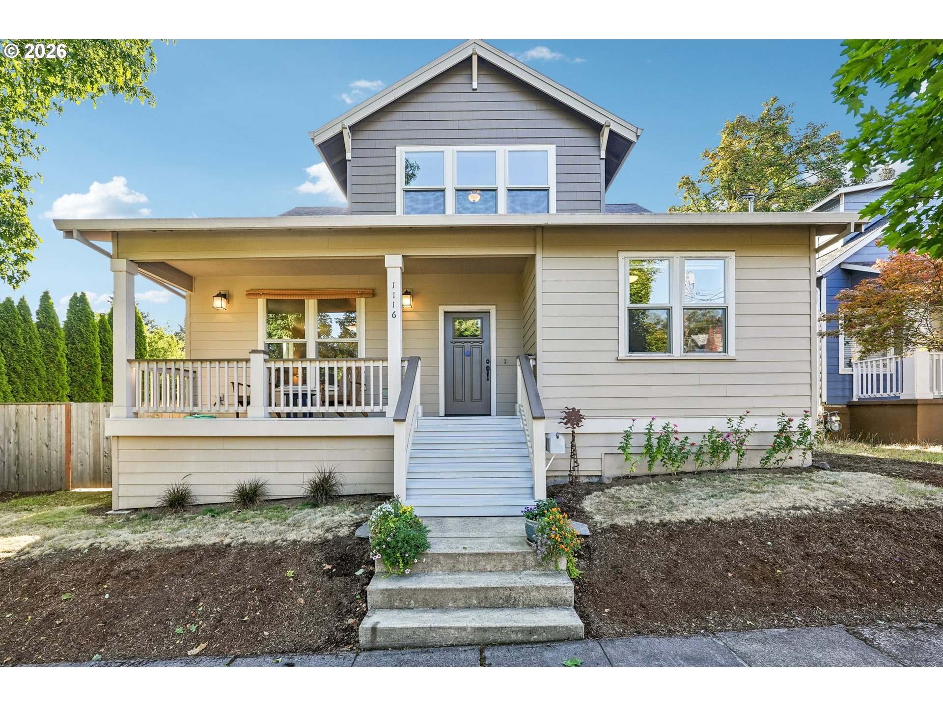 1116 Taylor St Property Photo 1
