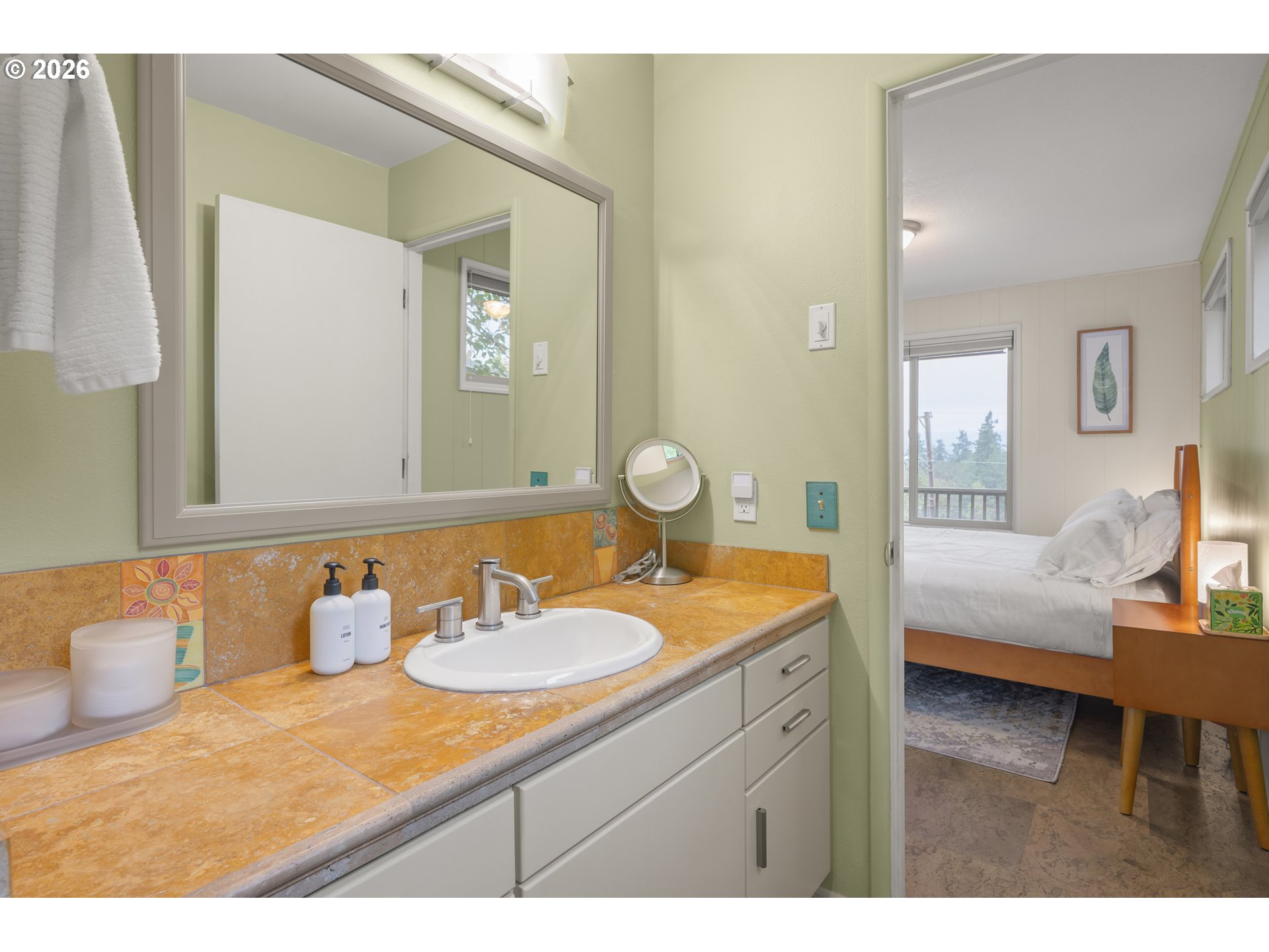 2765 Spring Blvd Property Photo 30