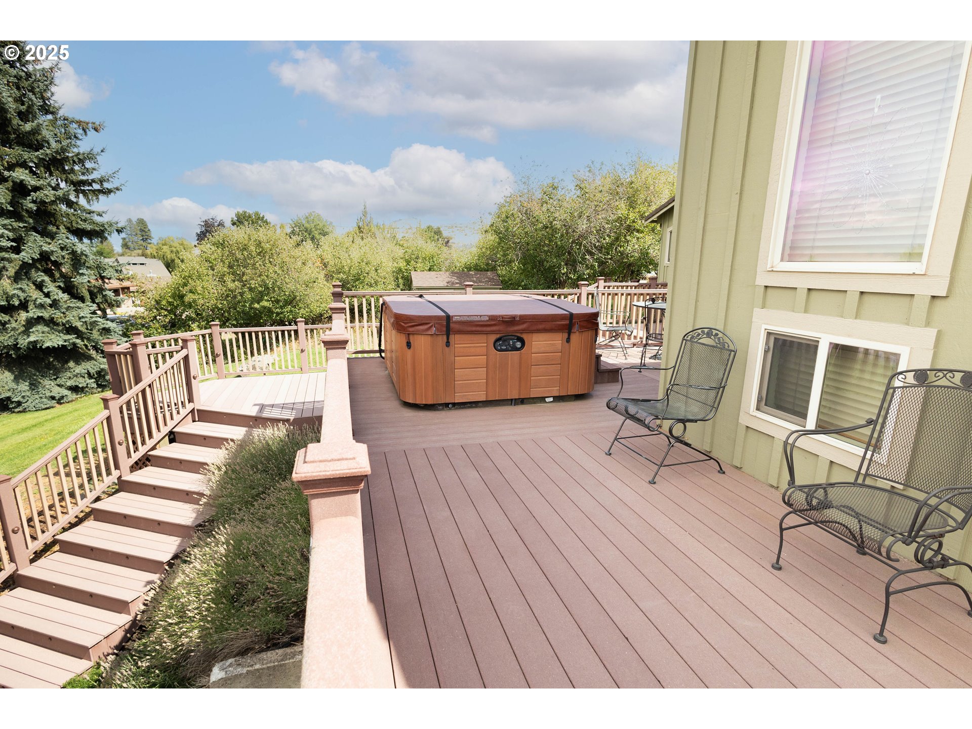 1902 Highland Dr Property Photo 10