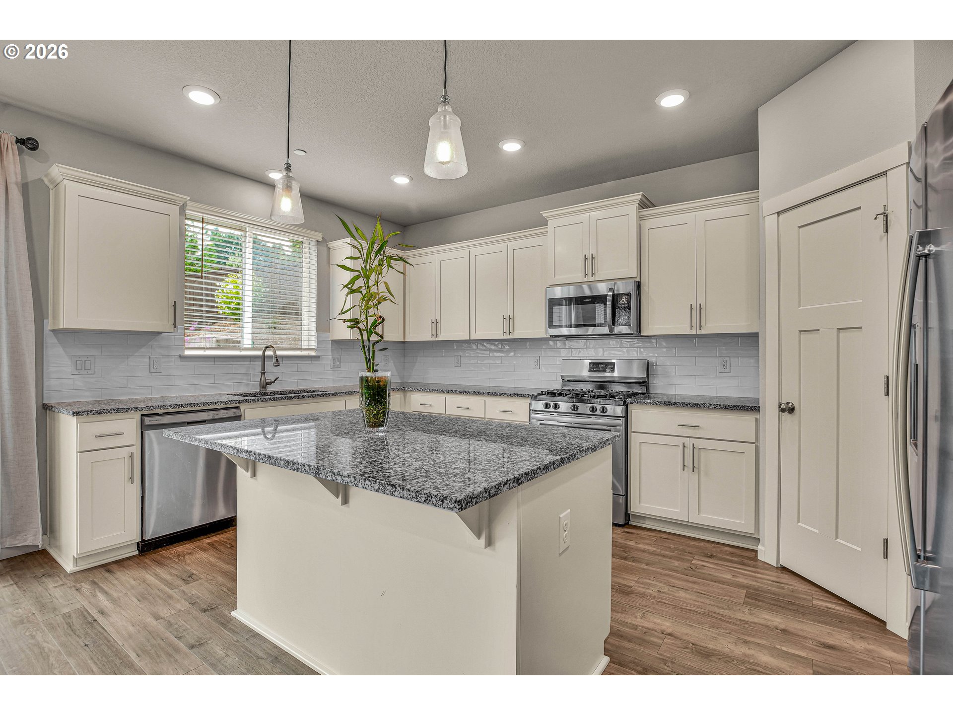 15487 Se Hawthorne Meadows St Property Photo 11