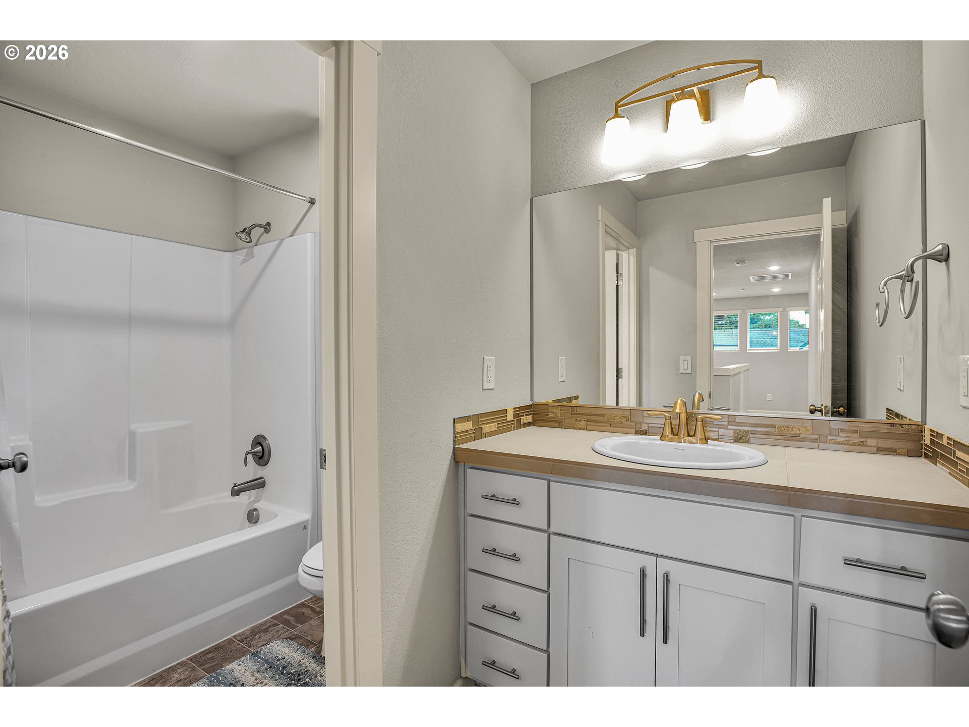 15487 Se Hawthorne Meadows St Property Photo 29