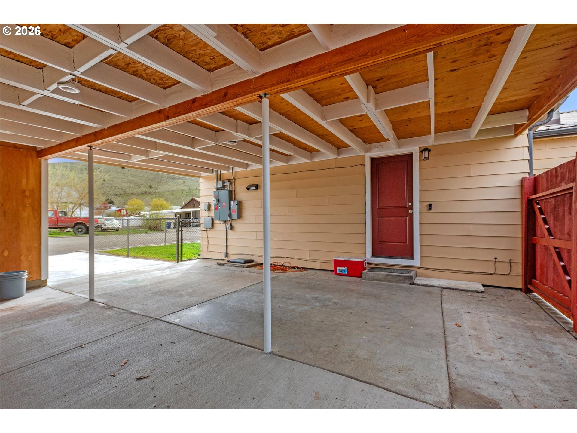 2142 Colorado Ave Property Photo 13