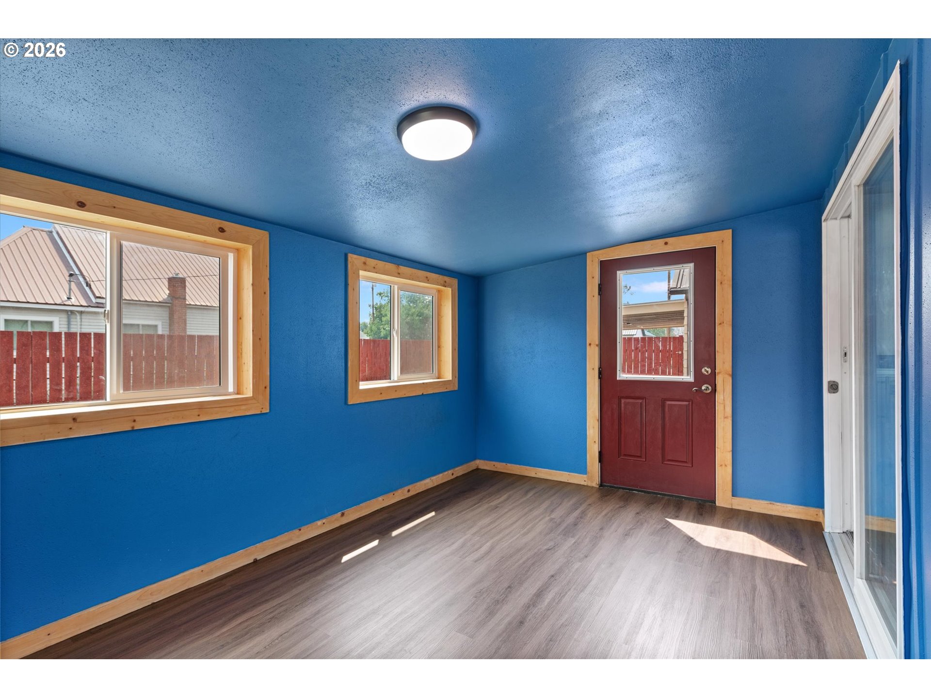 2142 Colorado Ave Property Photo 26