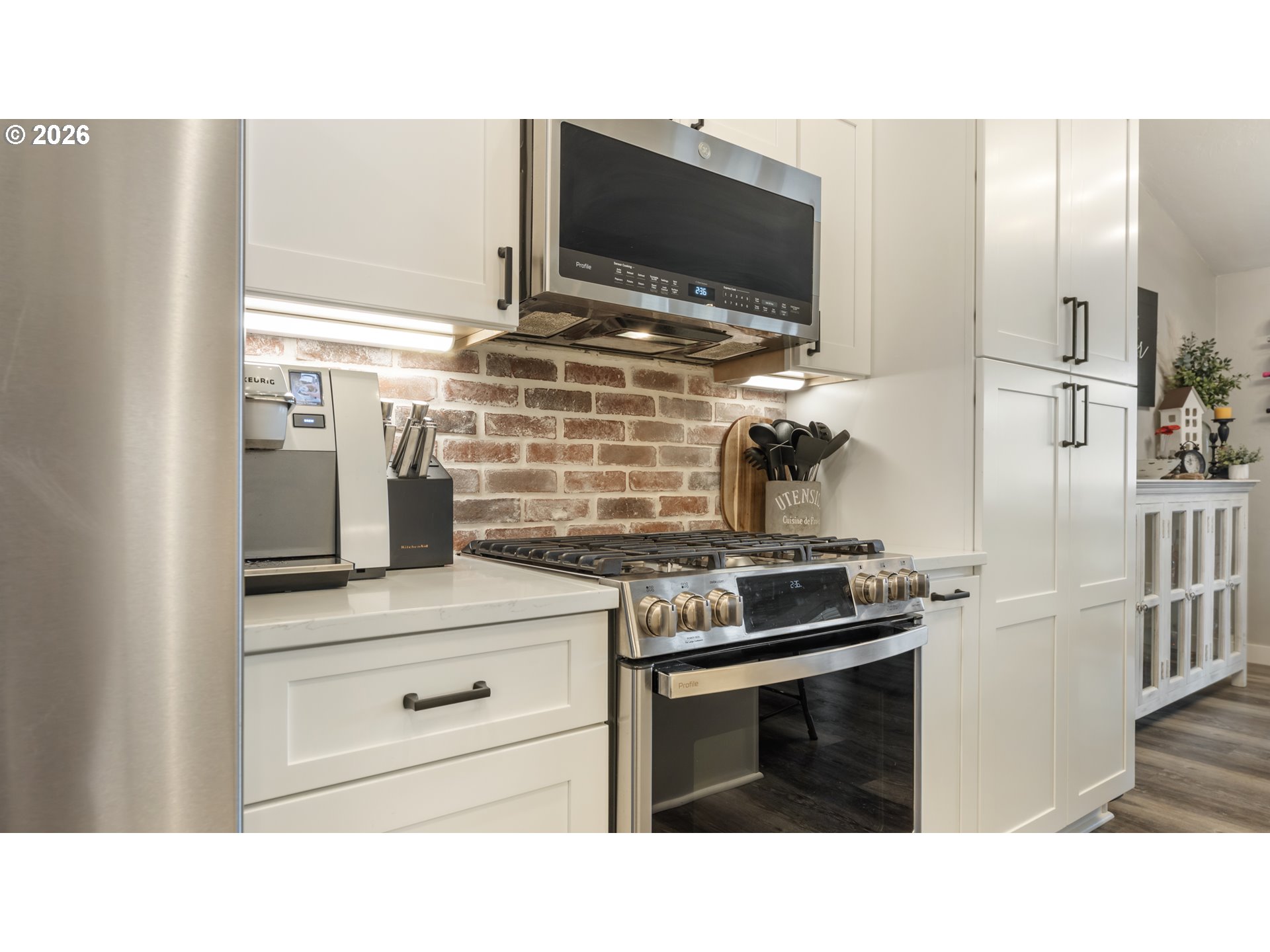 520 Fir St Property Photo 18