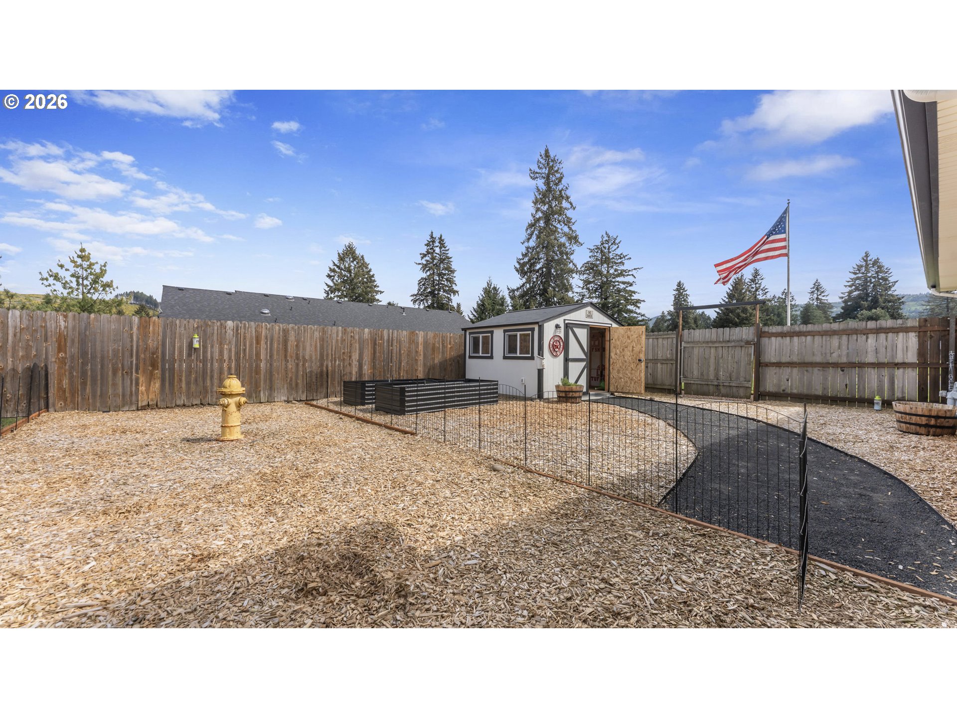 520 Fir St Property Photo 33
