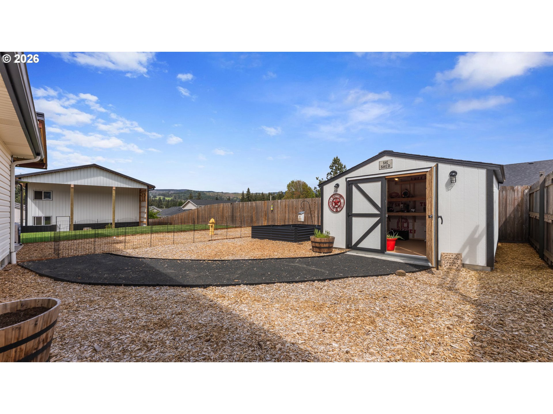 520 Fir St Property Photo 34