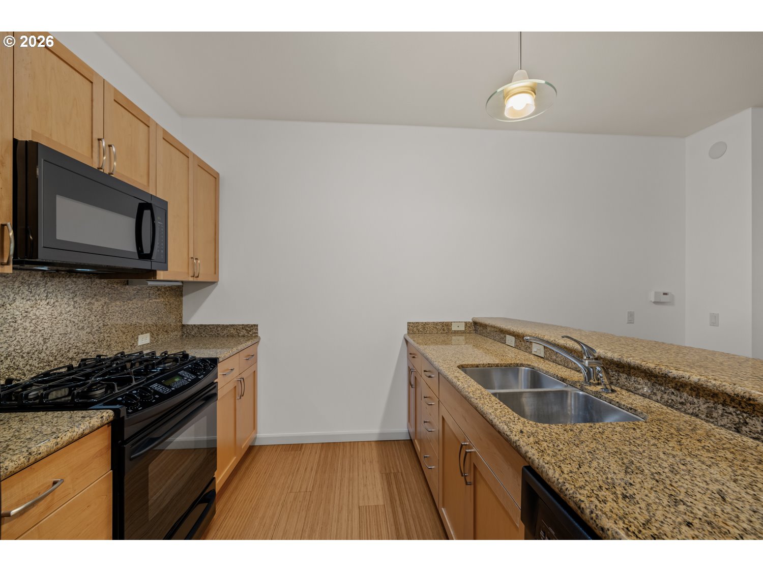 1620 Ne Broadway St 206 Property Photo 8
