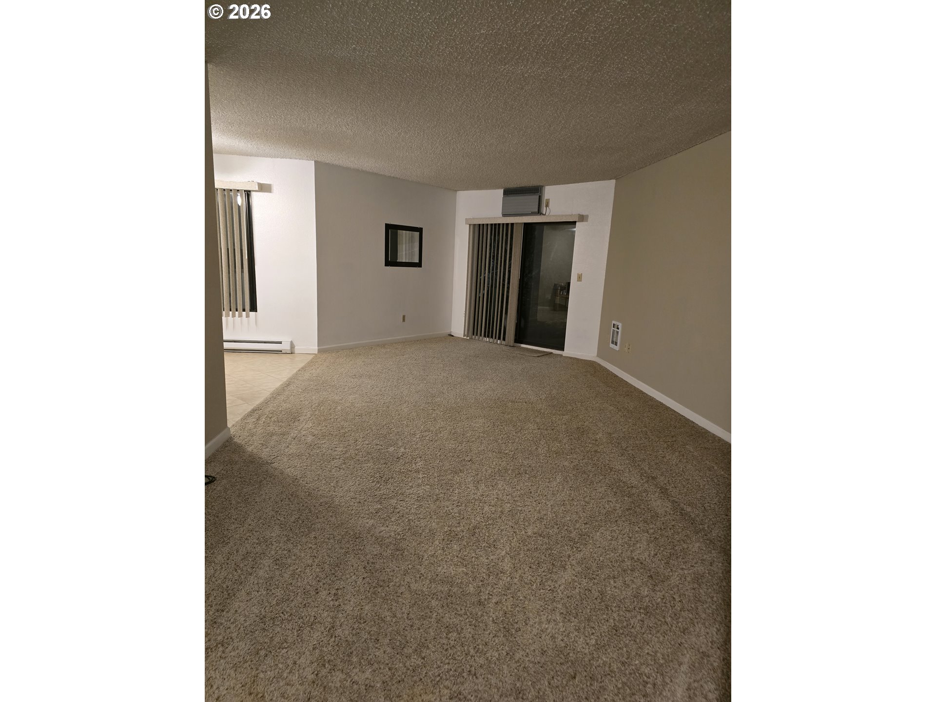 5585 E Evergreen Blvd 5304 Property Photo 3