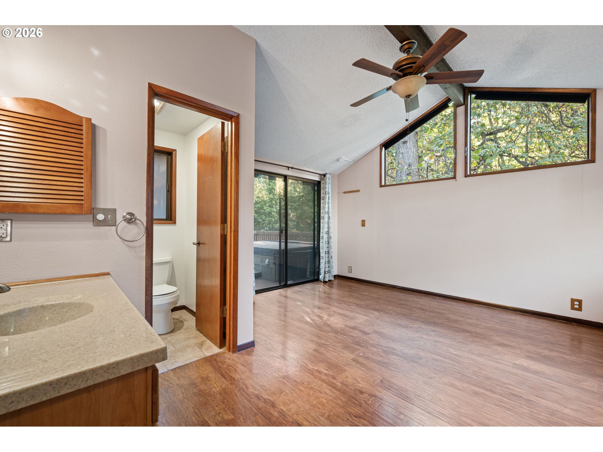 2854 Warren St Property Photo 24
