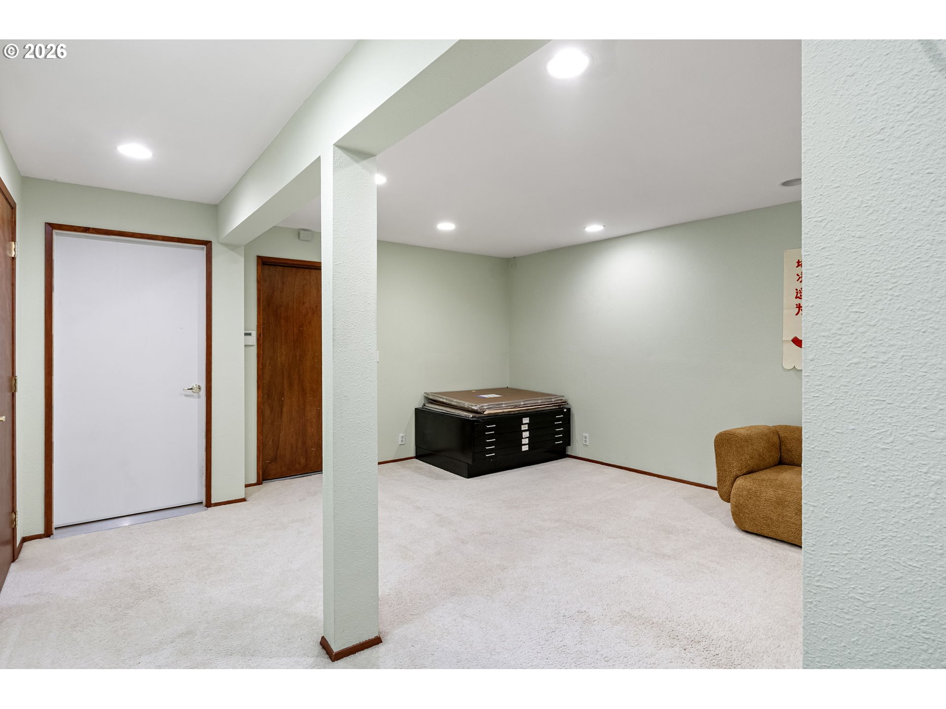 2854 Warren St Property Photo 35