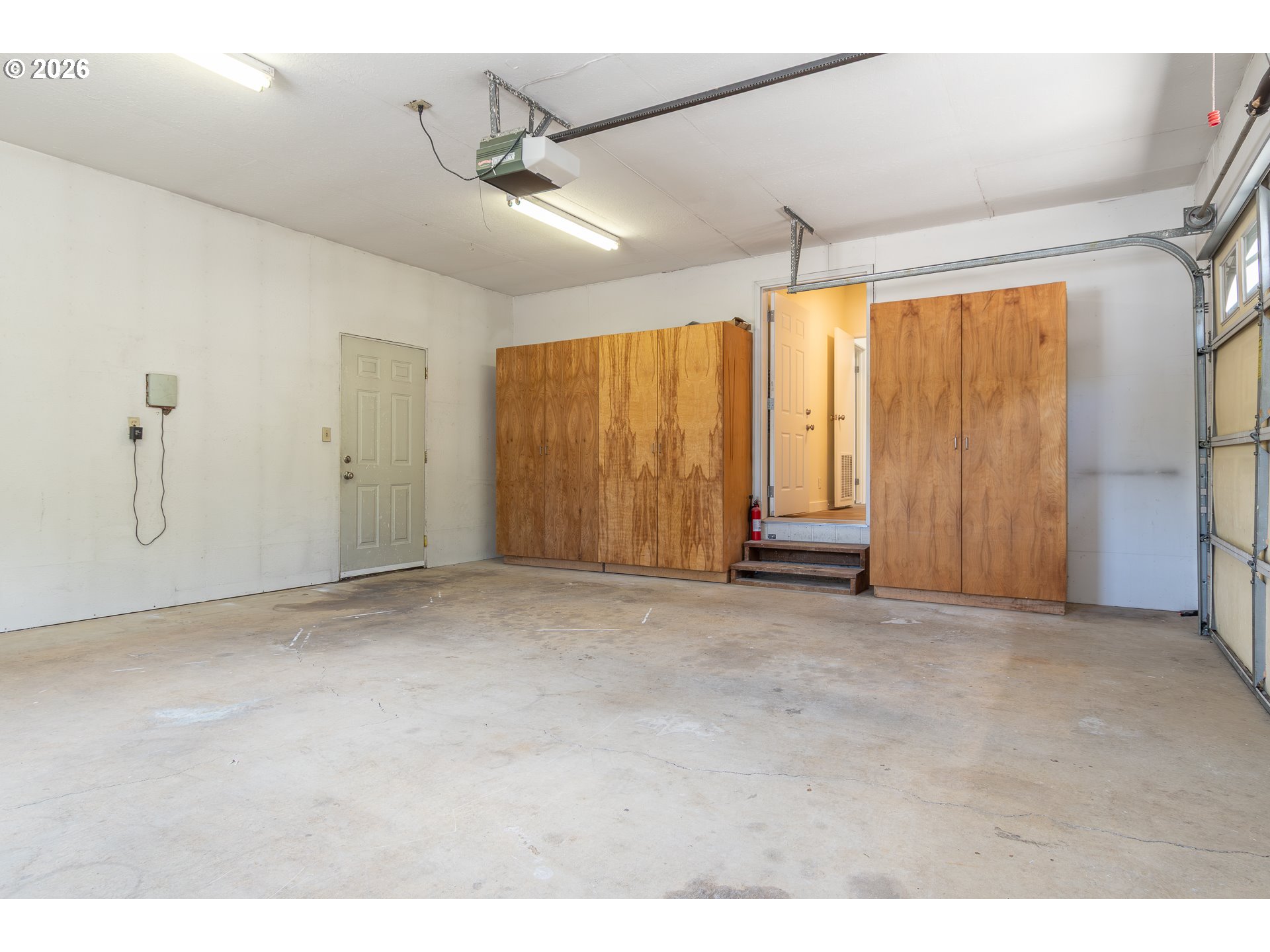 188 Samantha Way Property Photo 32