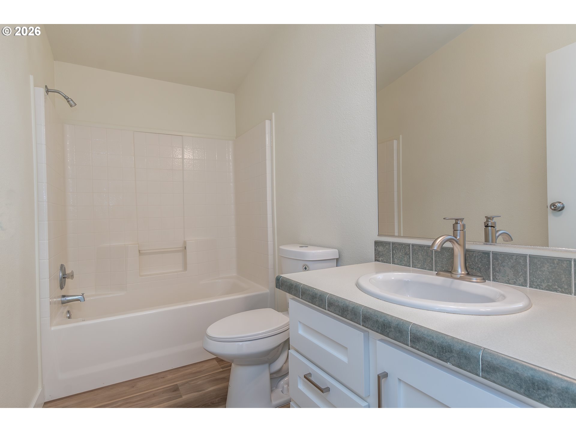 188 Samantha Way Property Photo 40