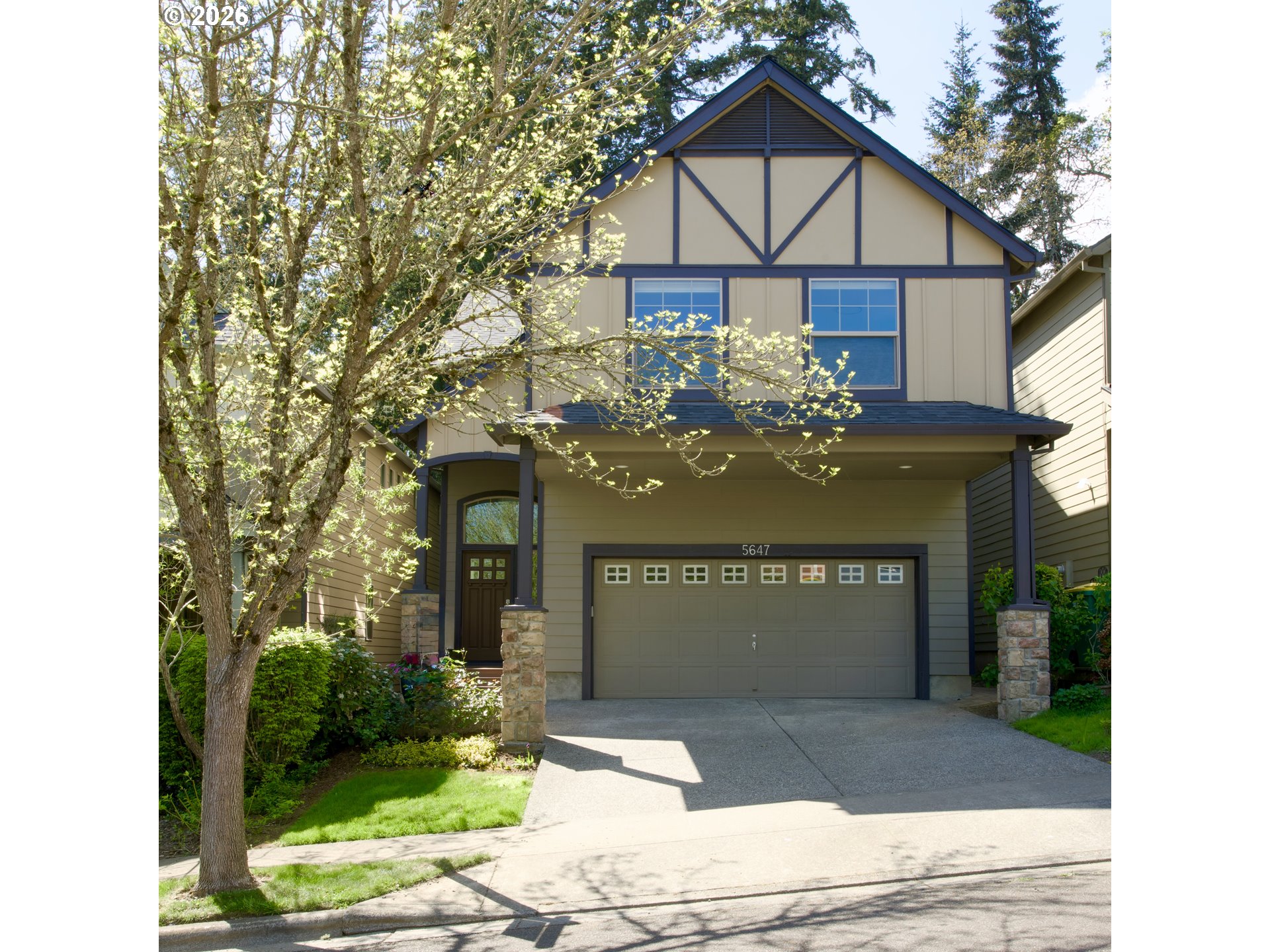 5647 Nw Lark Meadow Ter Property Photo 1