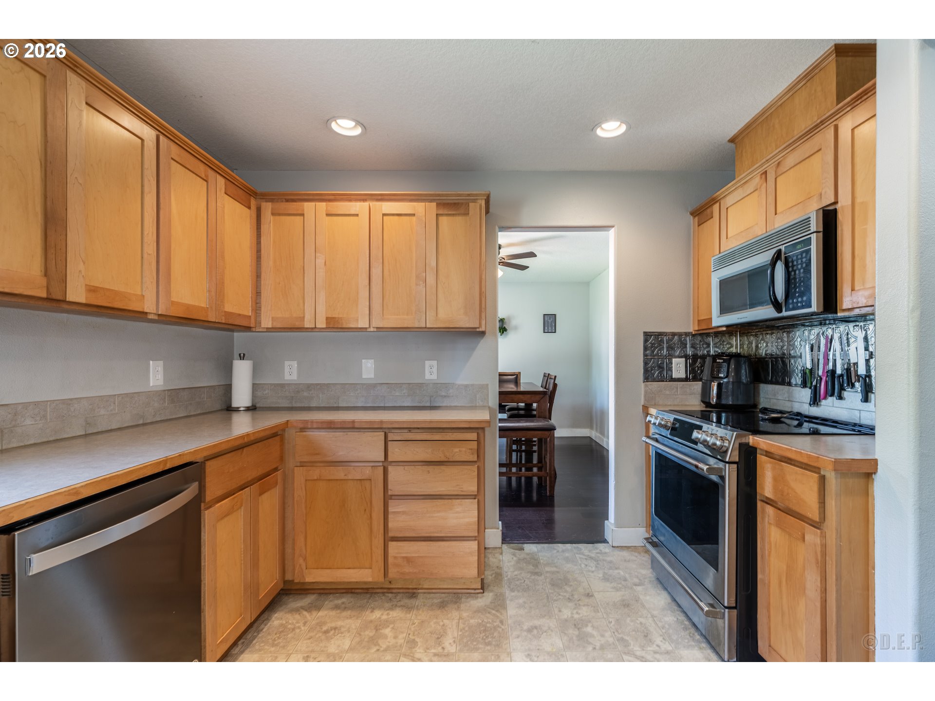 35635 Jakobi St Property Photo 6