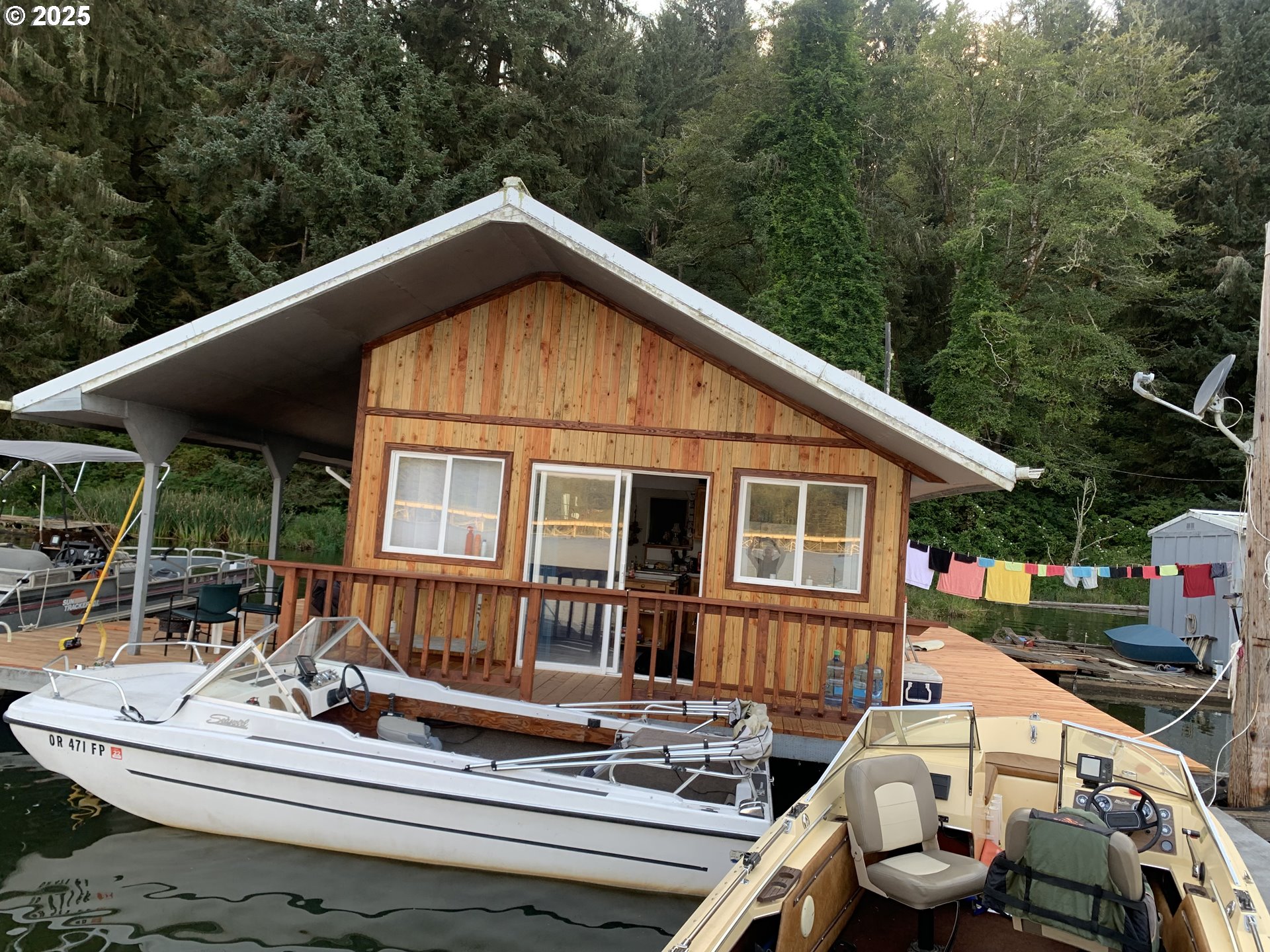 Siltcoos Lake Property Photo 2