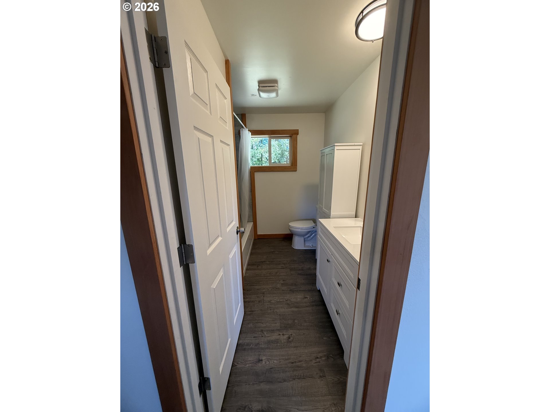 220 W Birch St Property Photo 16