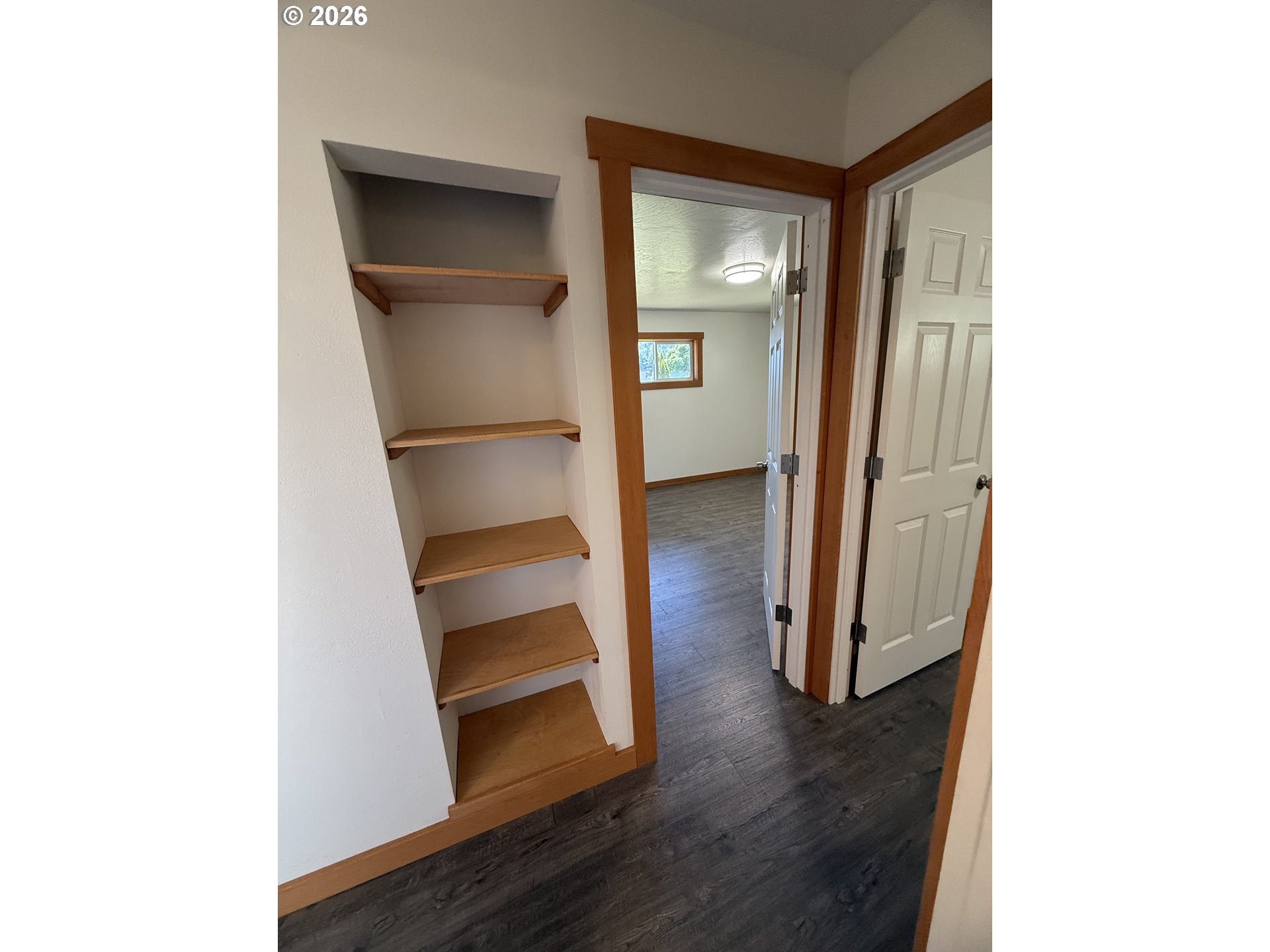 220 W Birch St Property Photo 18