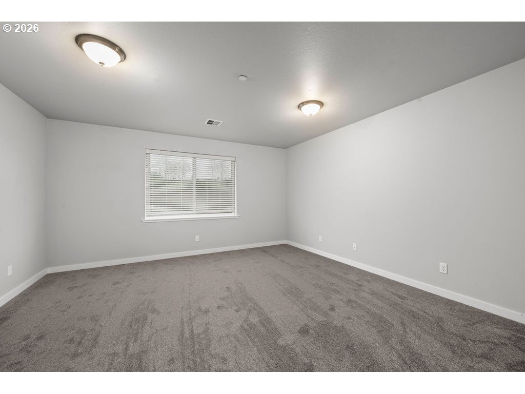 1524 Se Honeysuckle Loop Property Photo 18