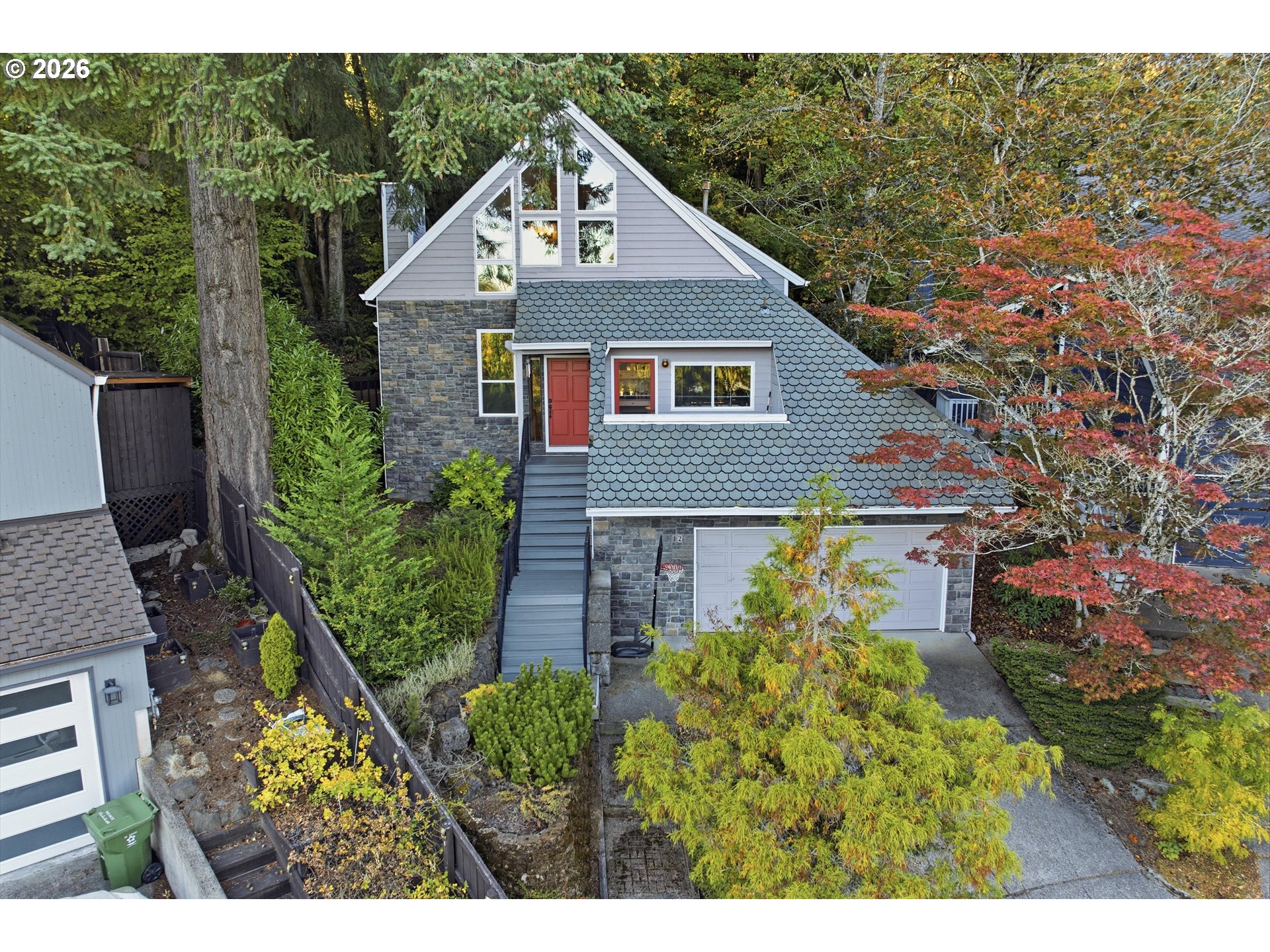 12 Saint Helens Cir Property Photo 1