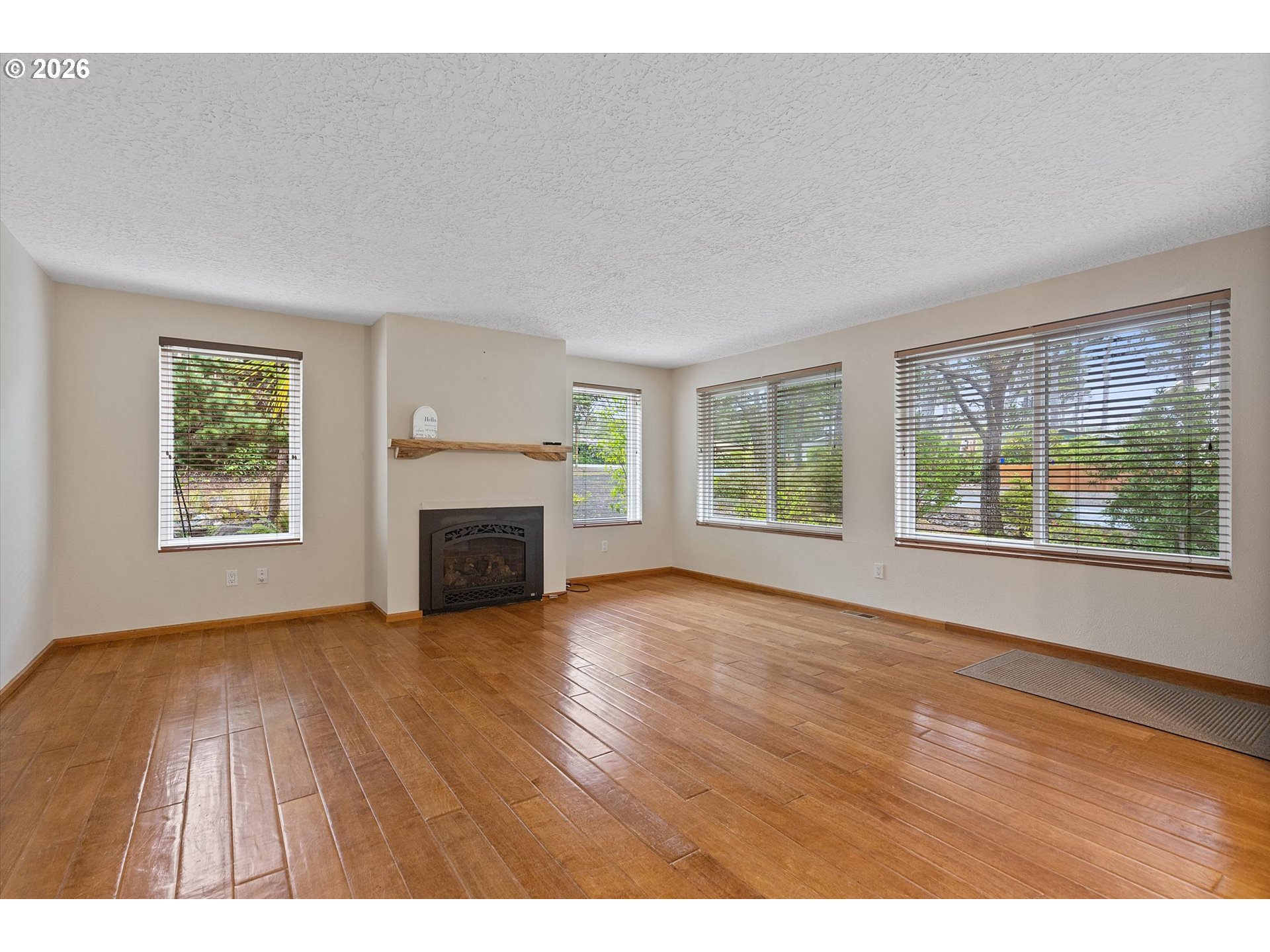 5740 Palisades Dr Property Photo 3