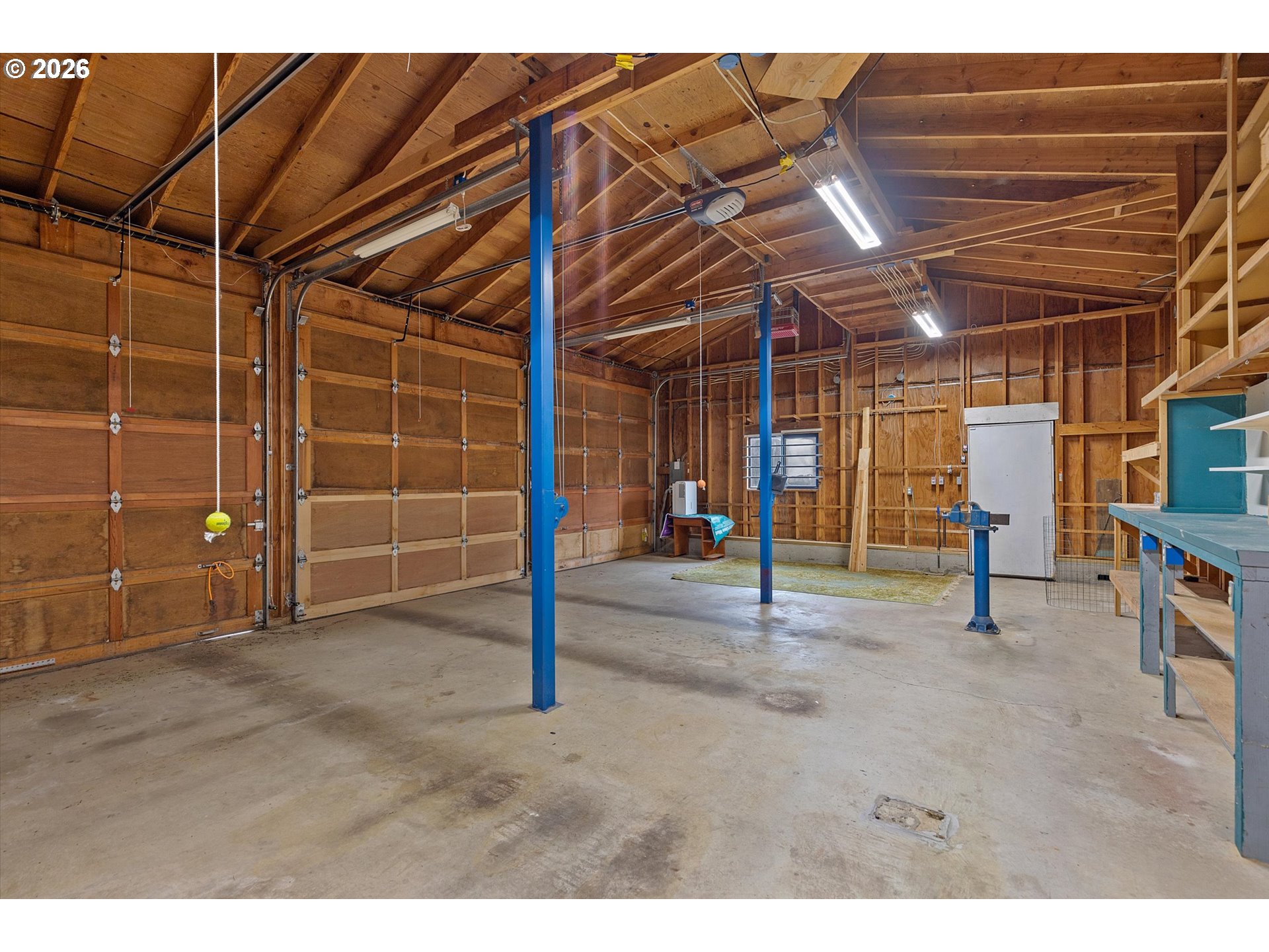 5740 Palisades Dr Property Photo 27