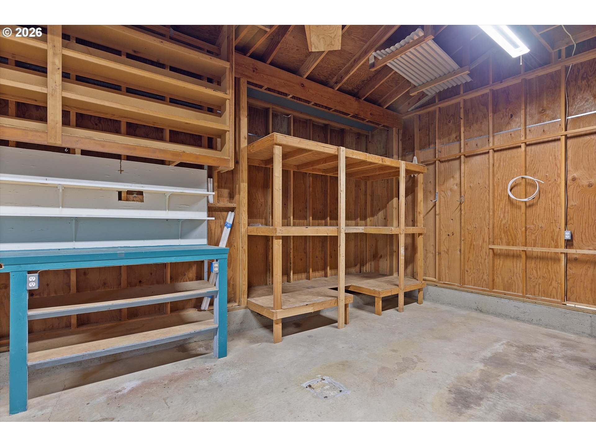 5740 Palisades Dr Property Photo 29