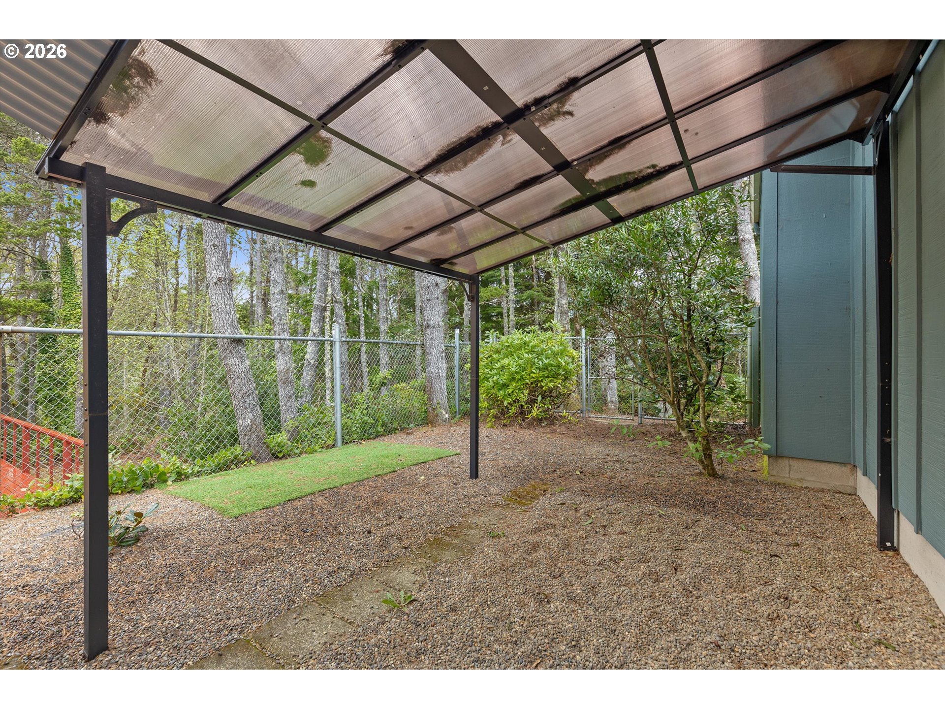 5740 Palisades Dr Property Photo 33