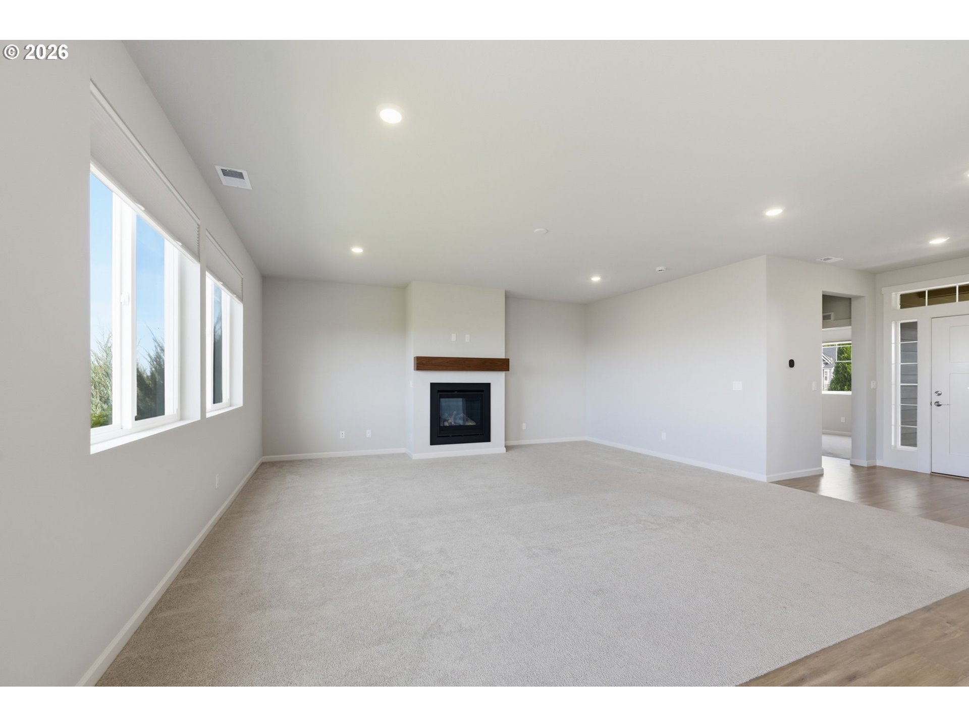 1497 Gladiola Dr Property Photo 5