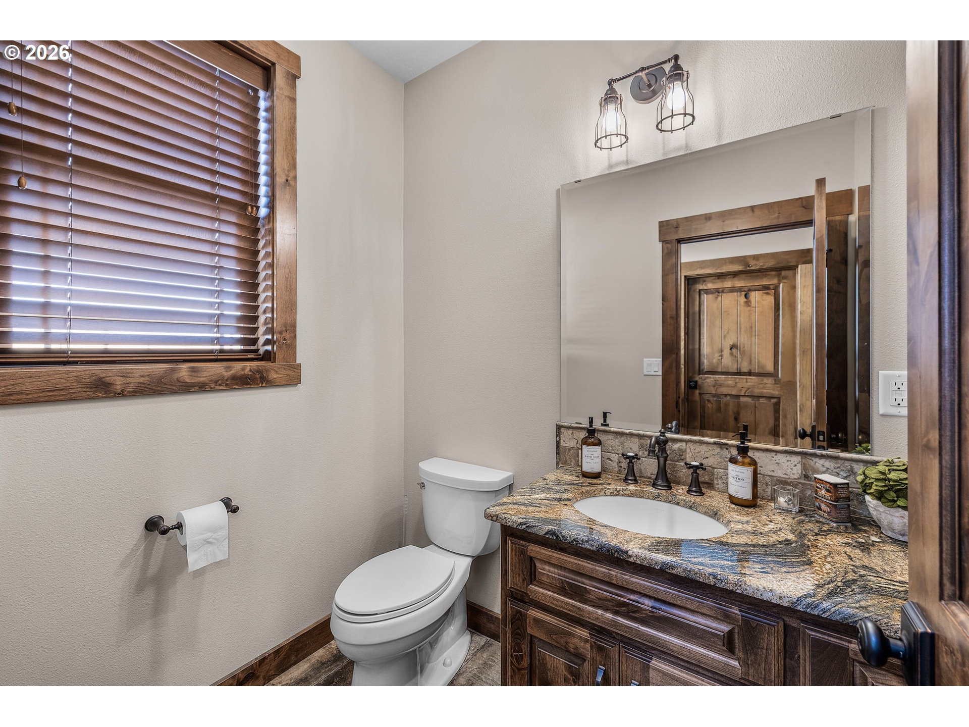 43628 Coombs Canyon Rd Property Photo 17
