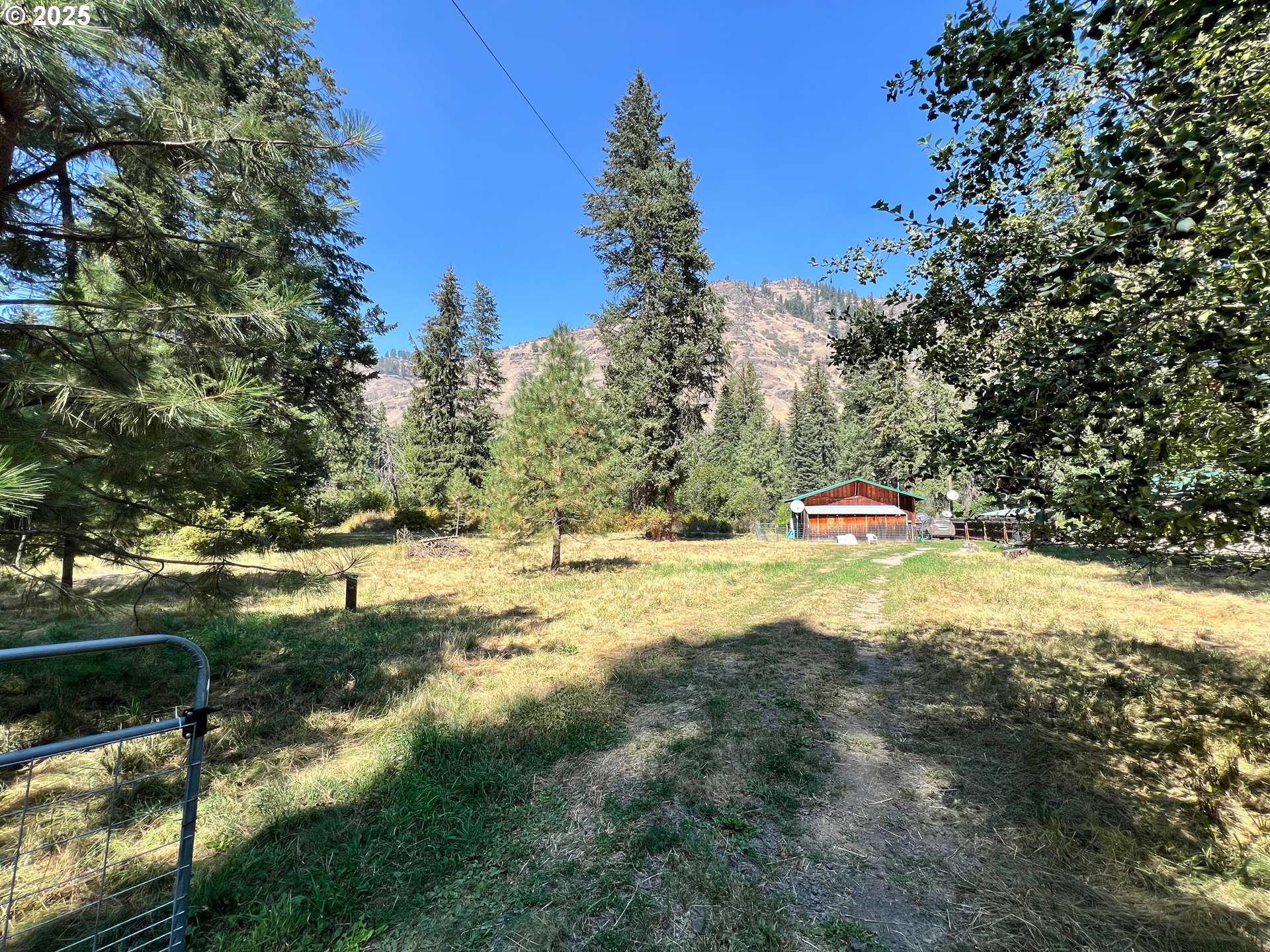 59654 River Canyon Rd Property Photo 2