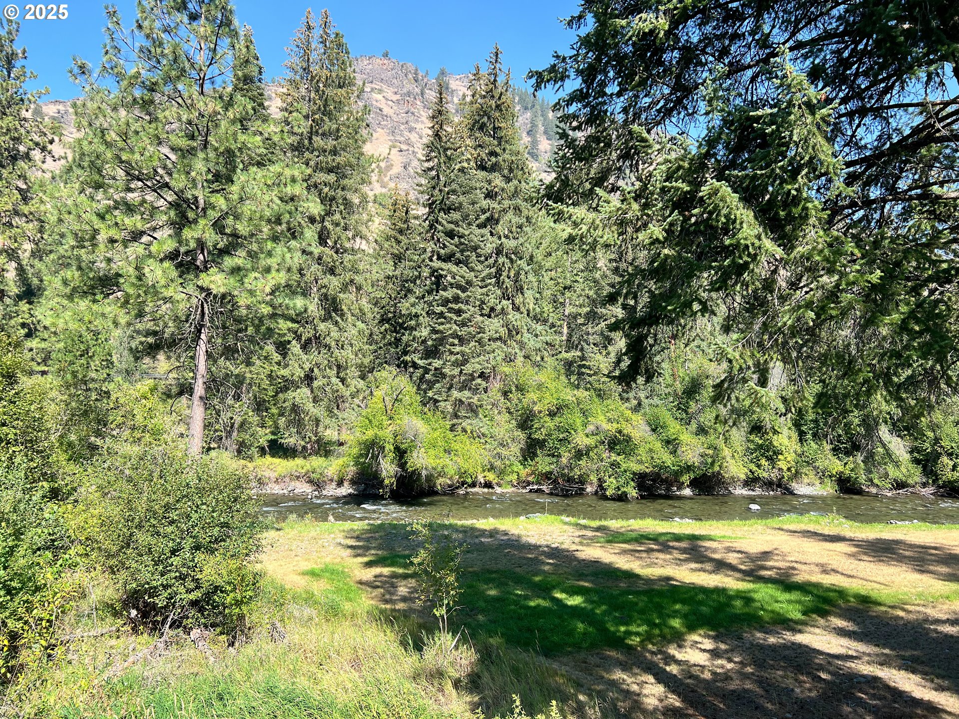 59654 River Canyon Rd Property Photo 3