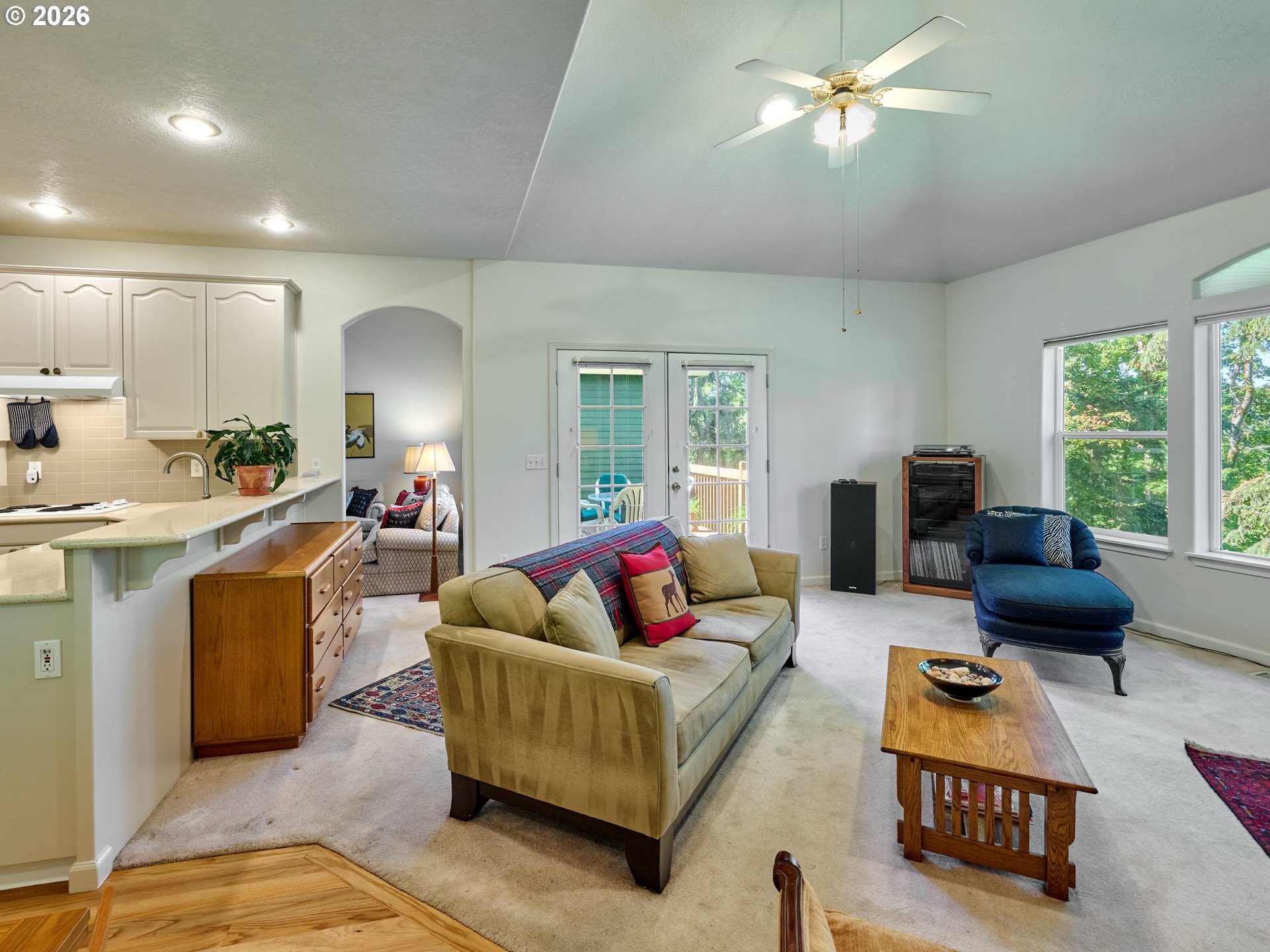 238 Rock St Property Photo 11