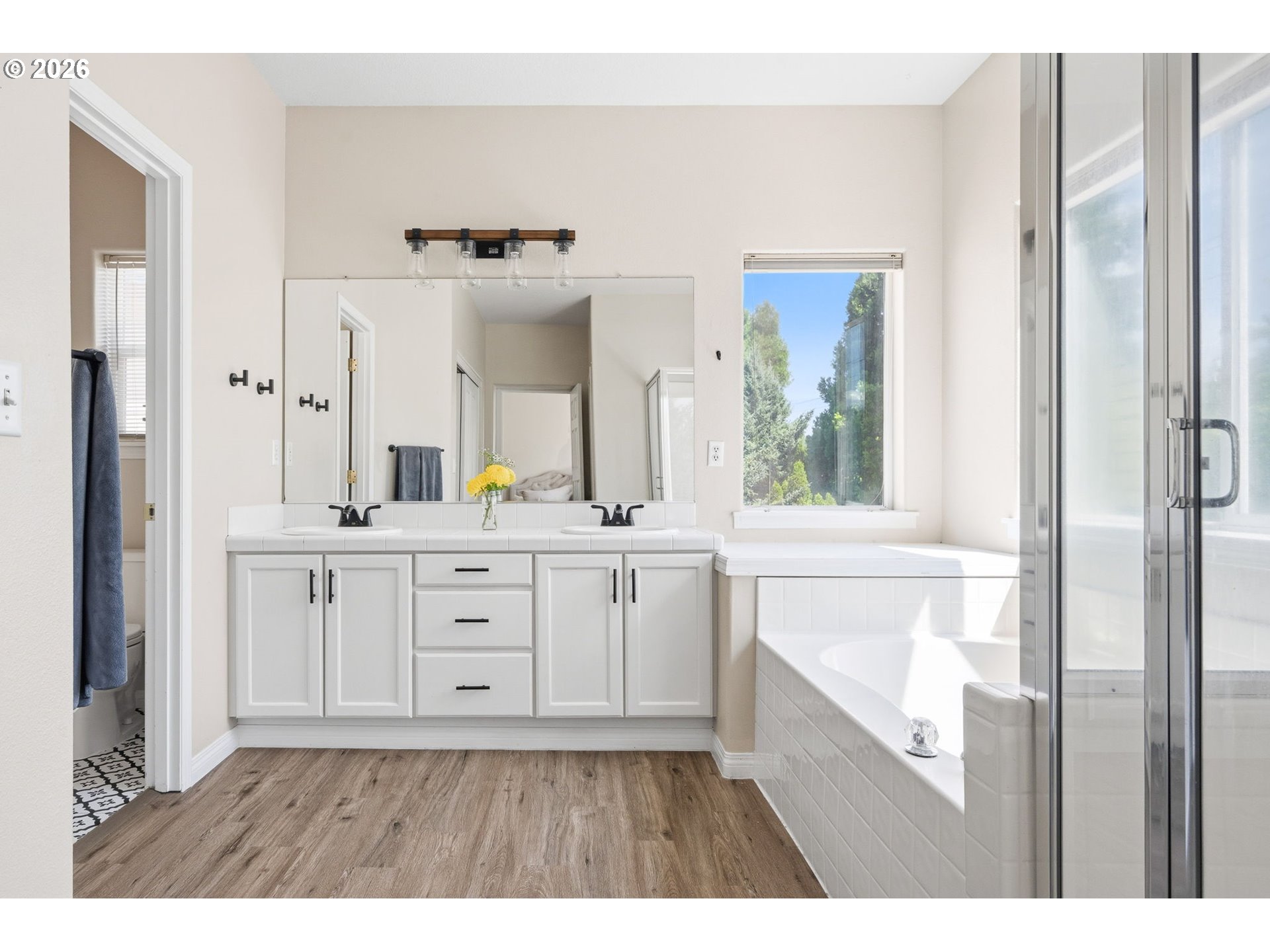 2264 Ne 14th Pl Property Photo 23