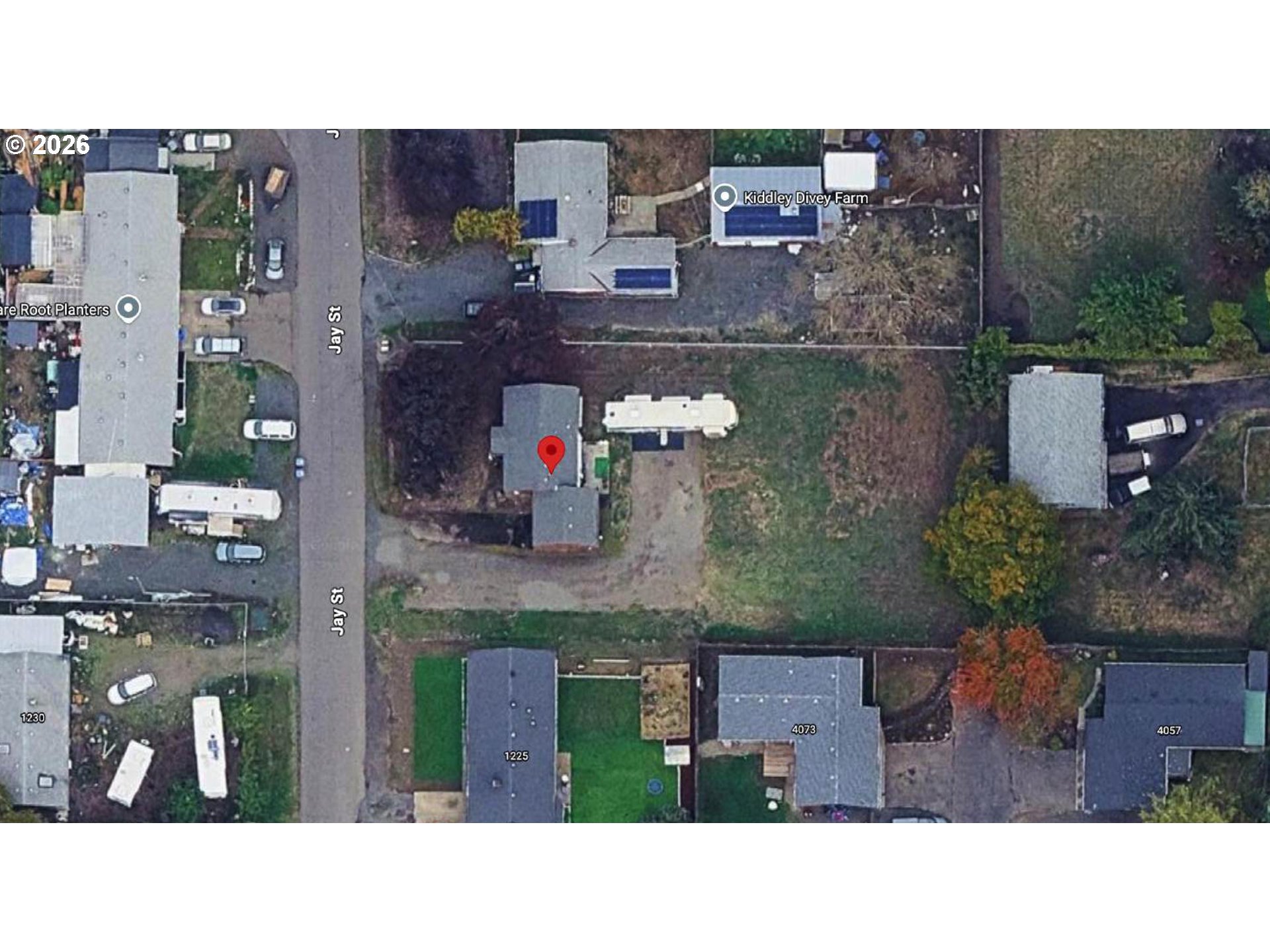 1235 Jay St Property Photo 2