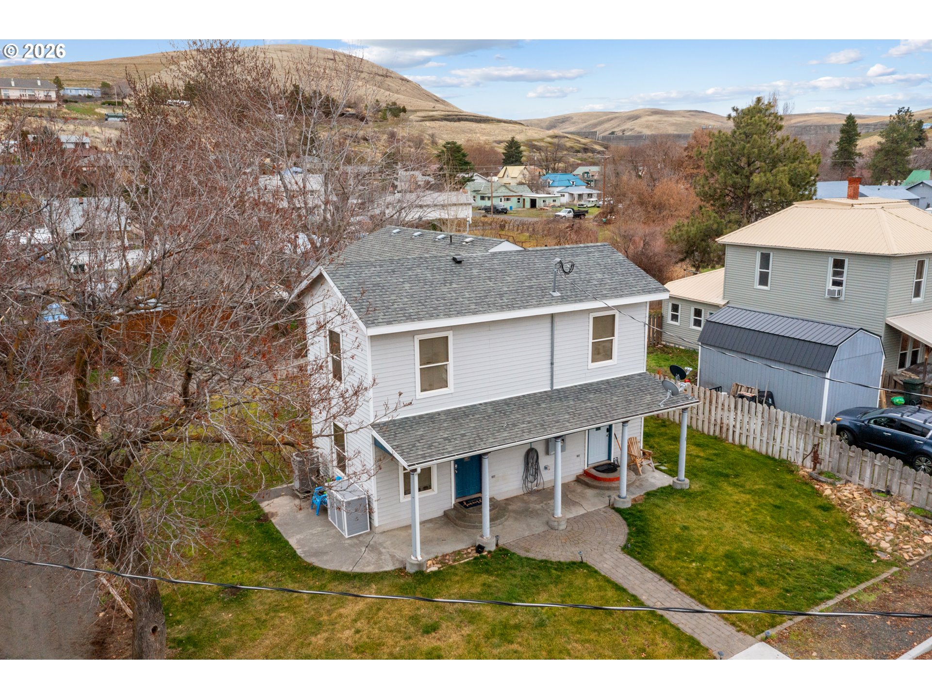 140 S Chase St Property Photo 3