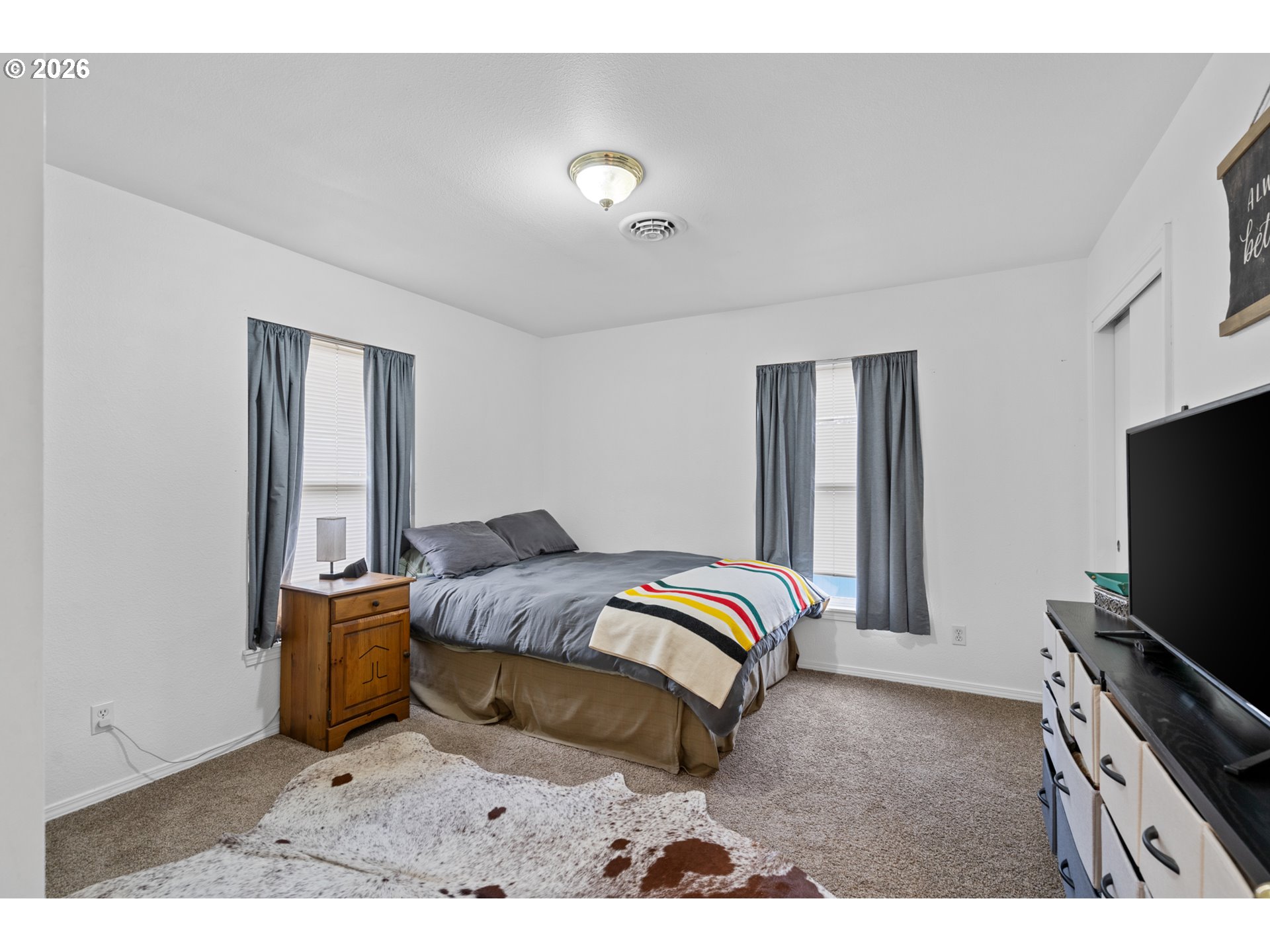 140 S Chase St Property Photo 15
