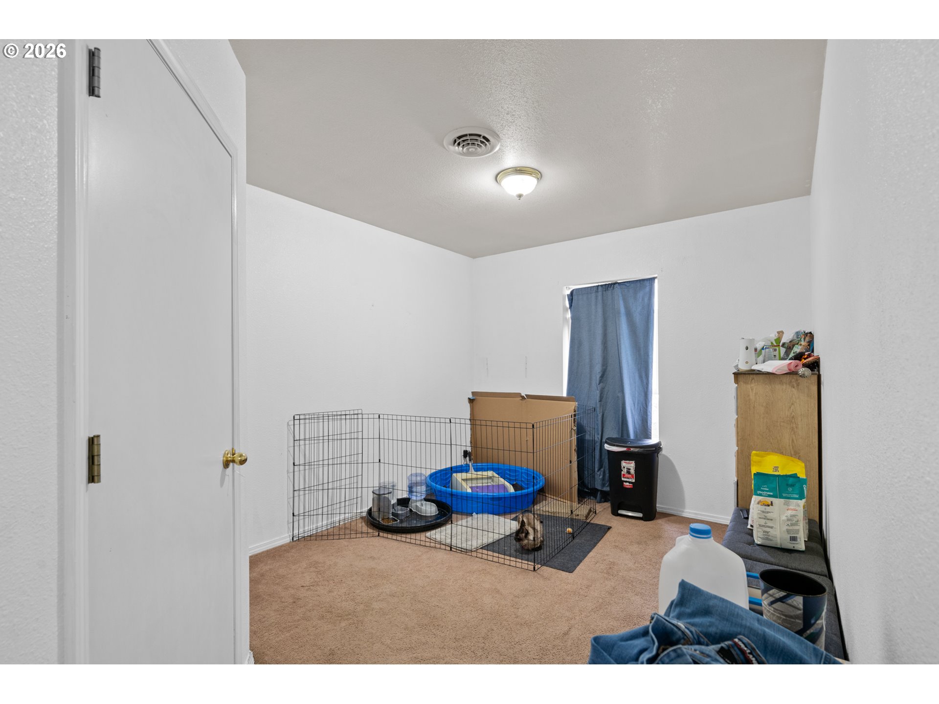 140 S Chase St Property Photo 23
