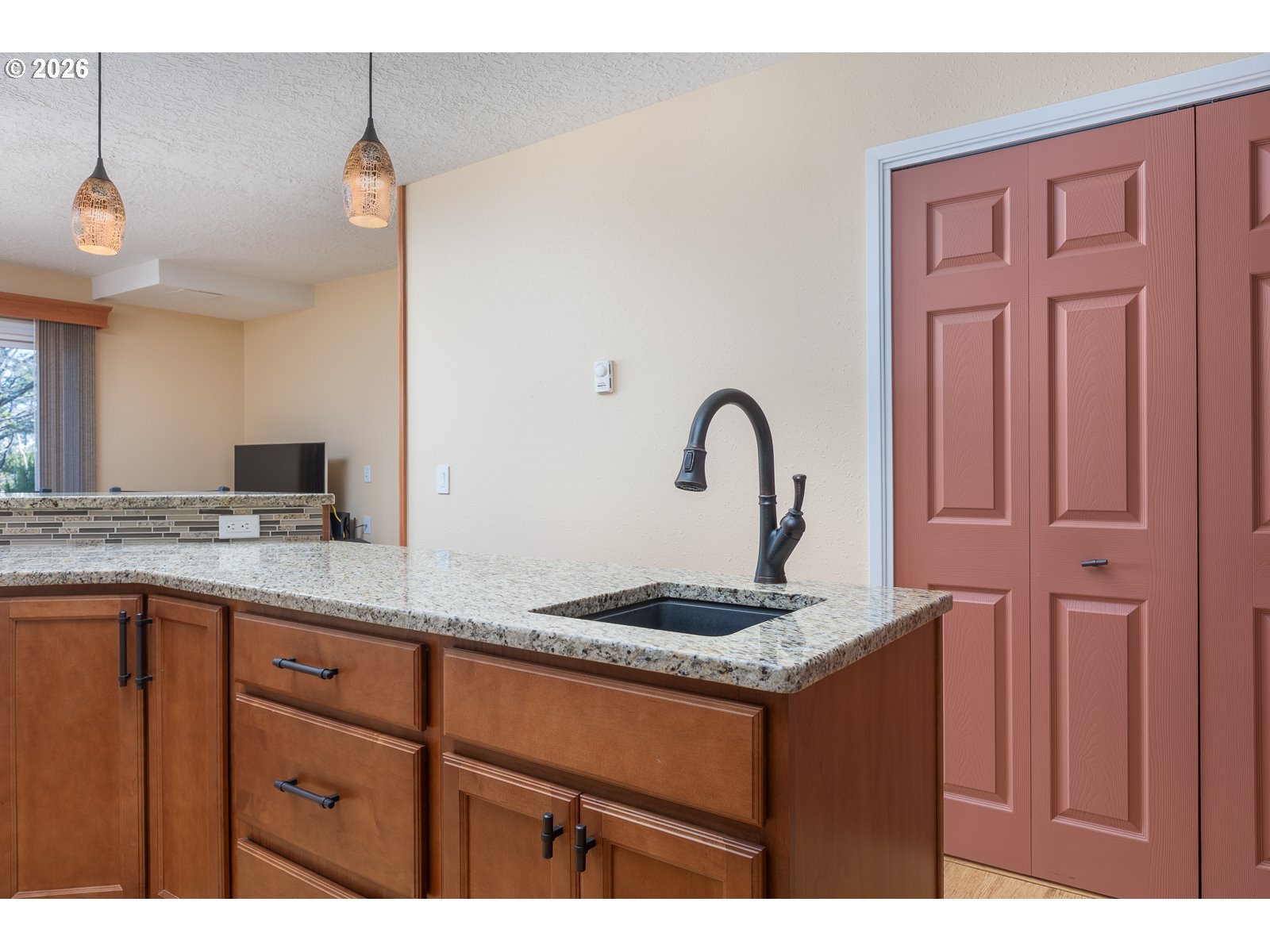 180 Se Highway 101 17 Property Photo 11