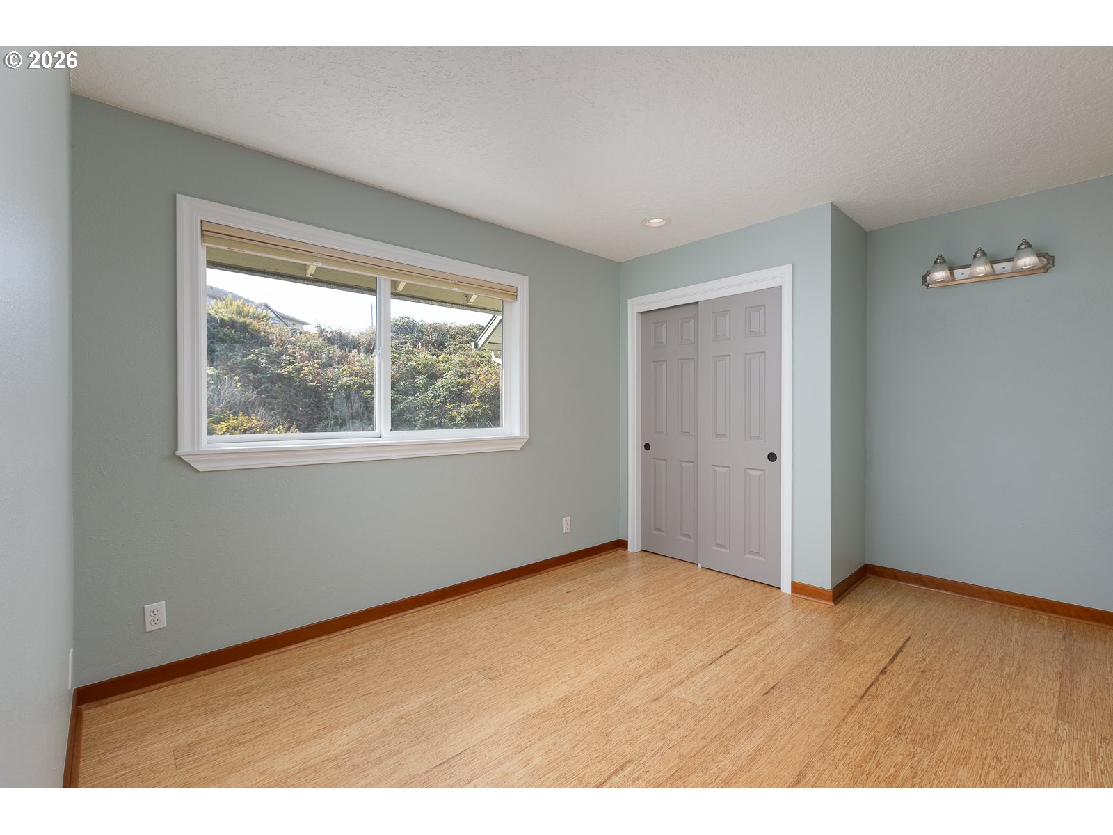 180 Se Highway 101 17 Property Photo 22